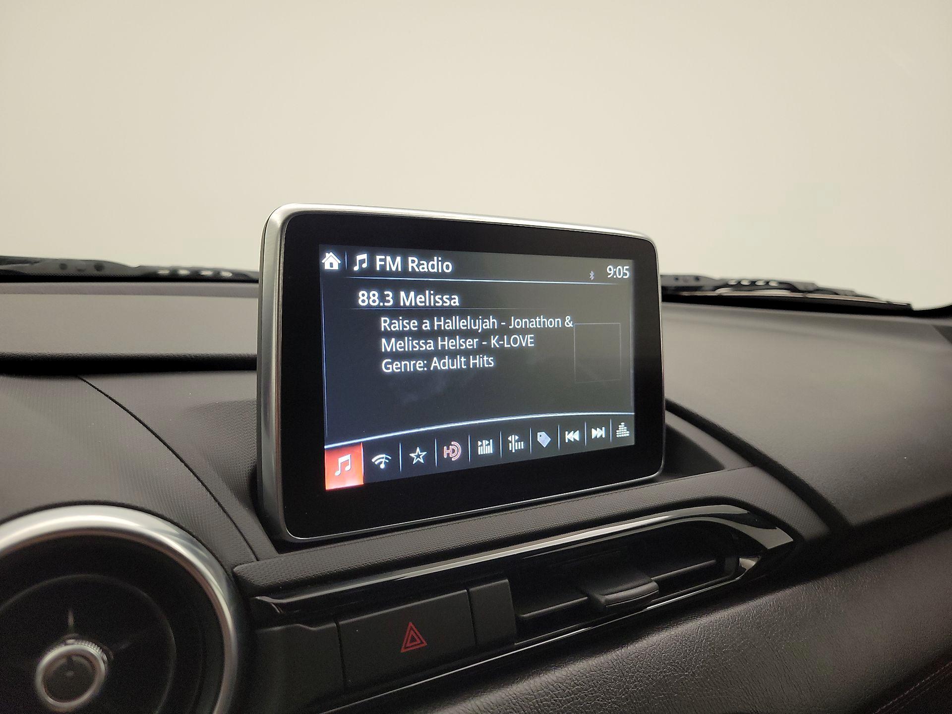 Thumbnail: 2016 Mazda MX-5 Miata - 15
