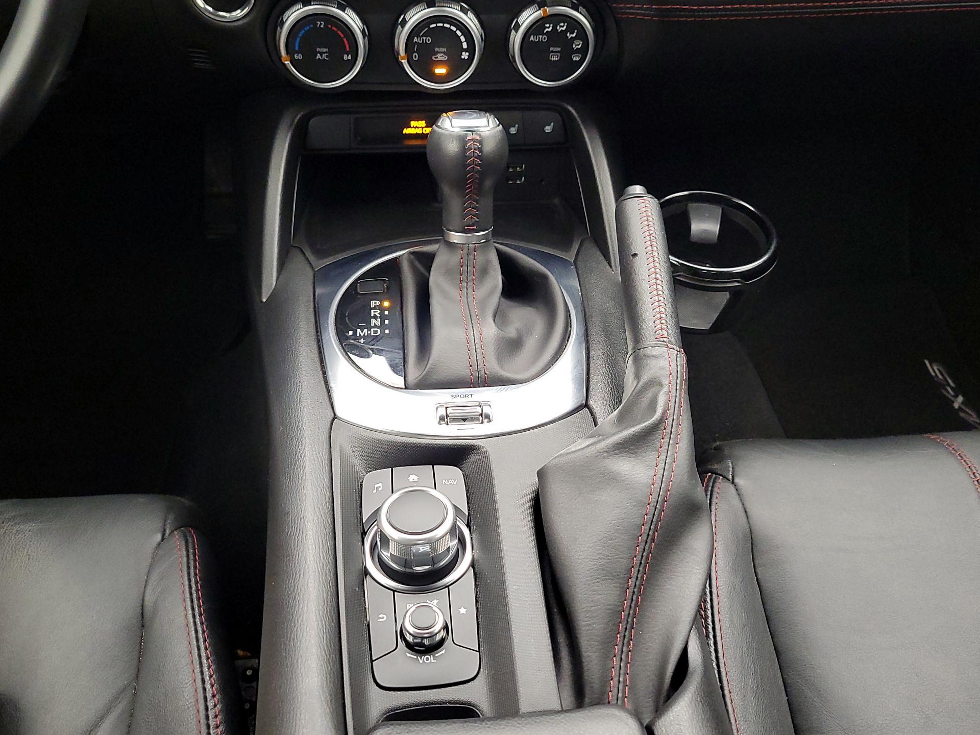 Thumbnail: 2016 Mazda MX-5 Miata - 17