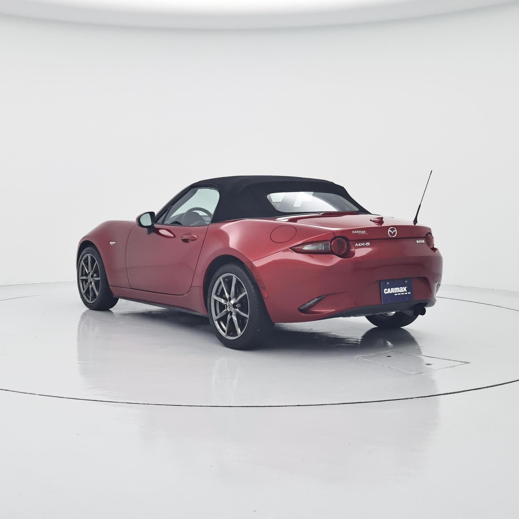 Thumbnail: 2016 Mazda MX-5 Miata - 2