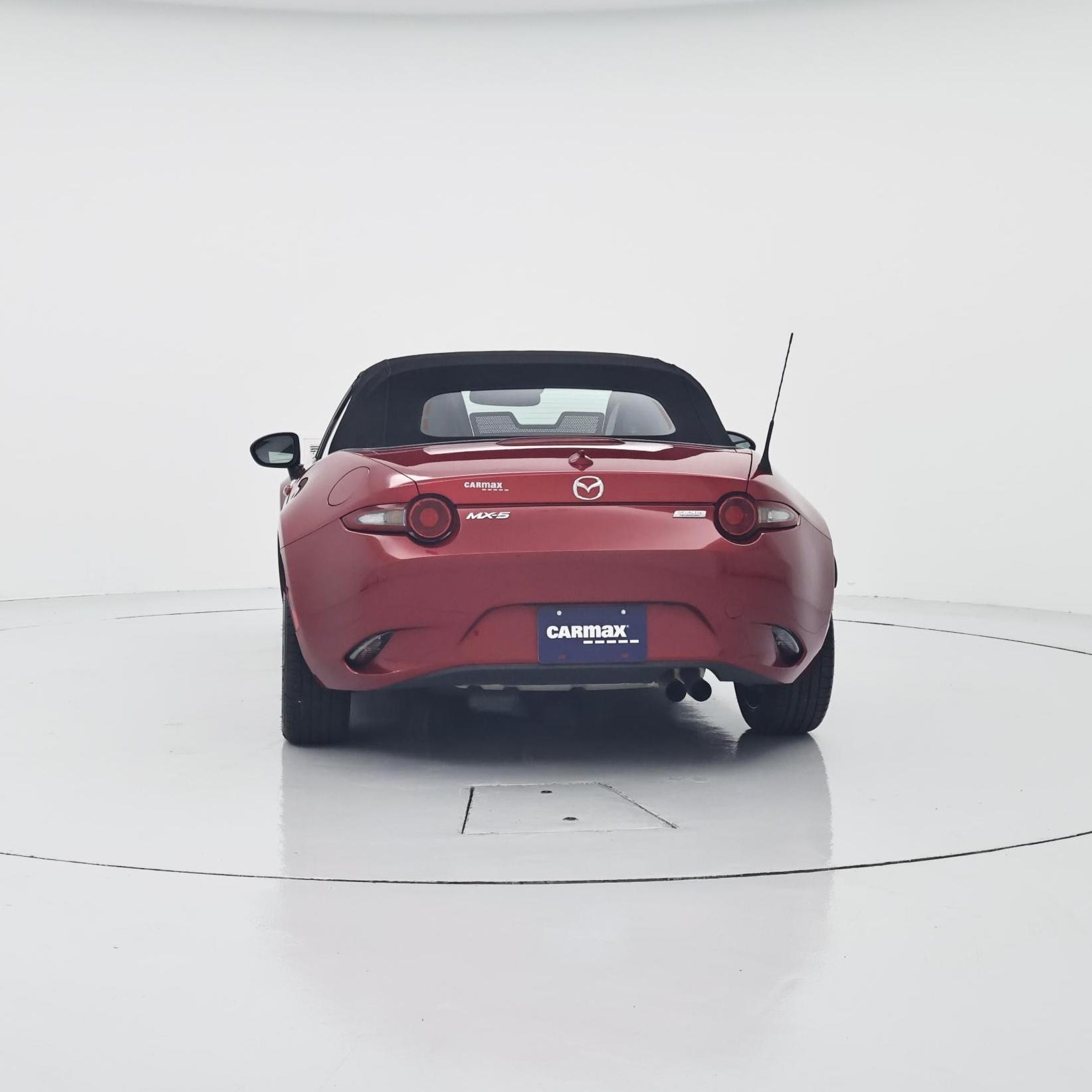 Thumbnail: 2016 Mazda MX-5 Miata - 6