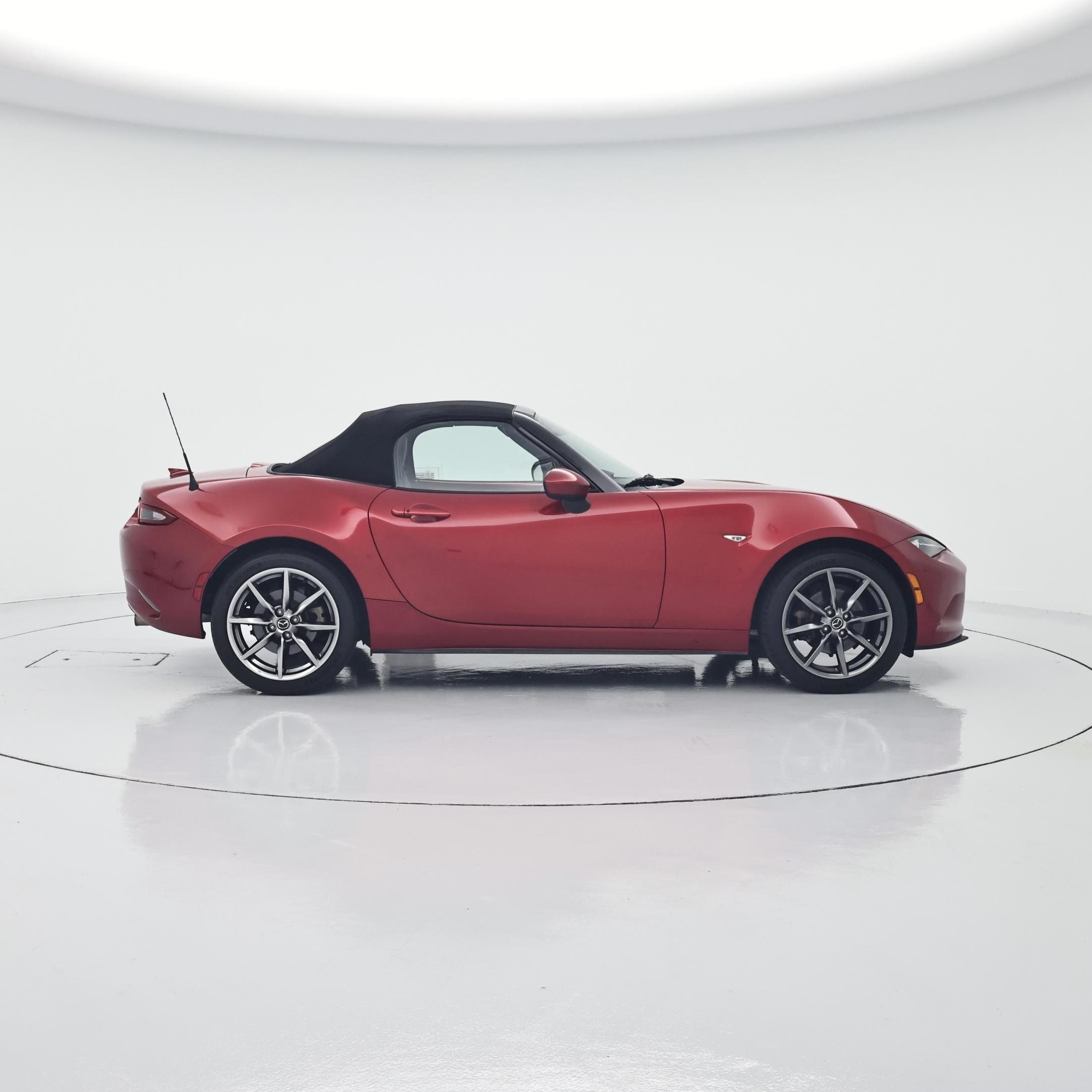 Thumbnail: 2016 Mazda MX-5 Miata - 7