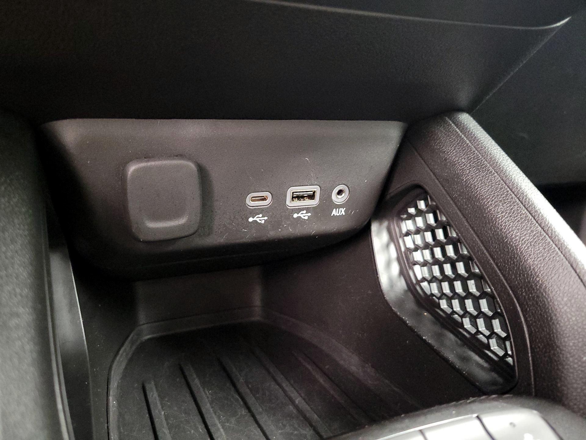 Thumbnail: 2022 Chevrolet TrailBlazer - 18