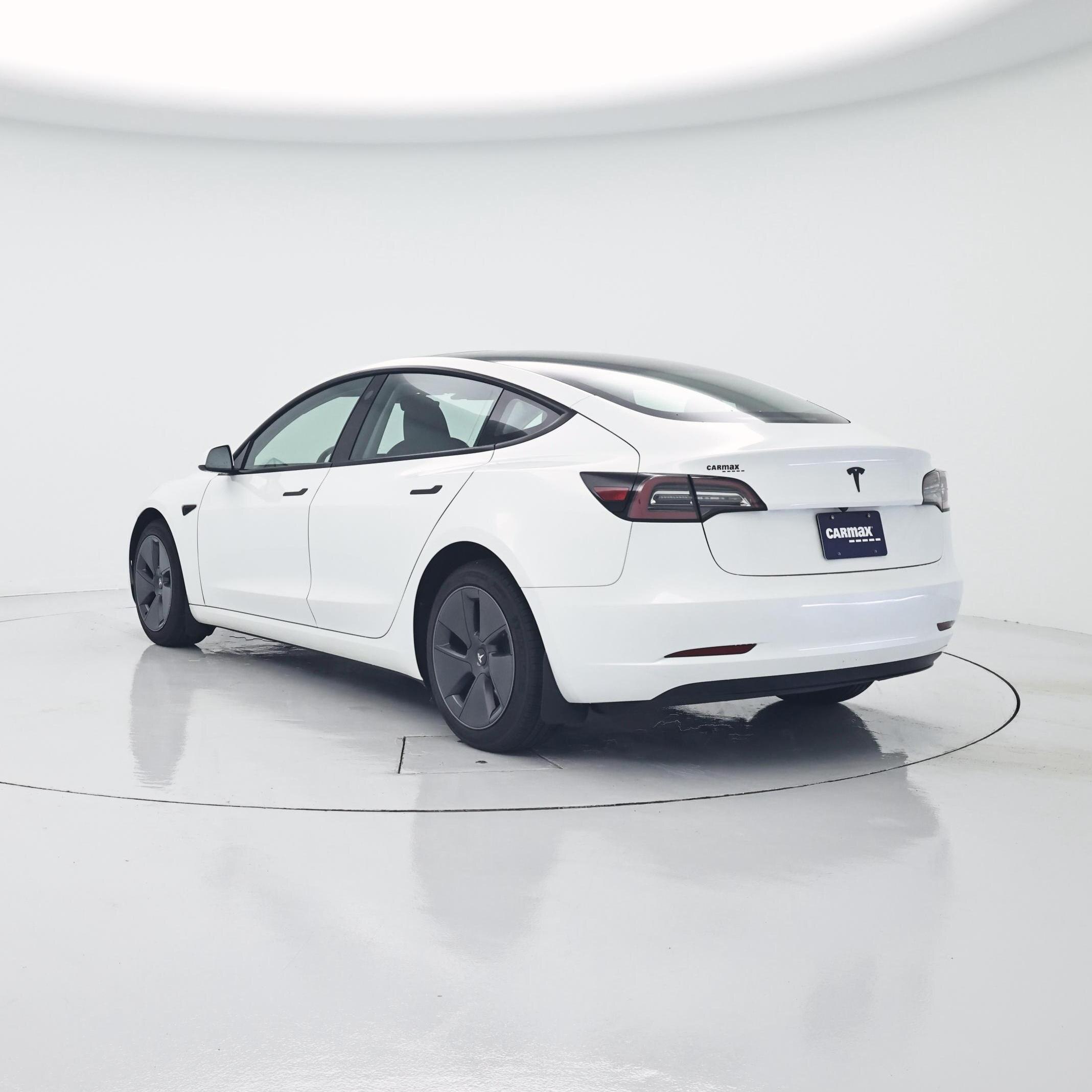 Thumbnail: 2023 Tesla Model 3 - 2