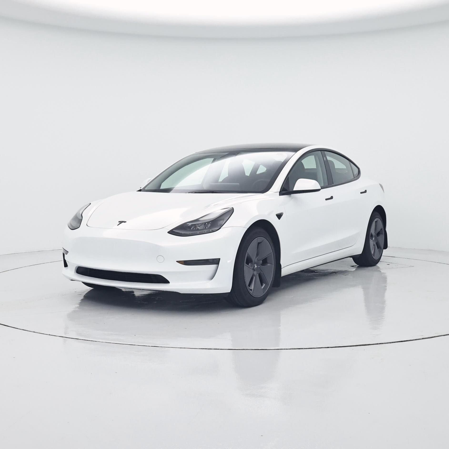 Thumbnail: 2023 Tesla Model 3 - 4