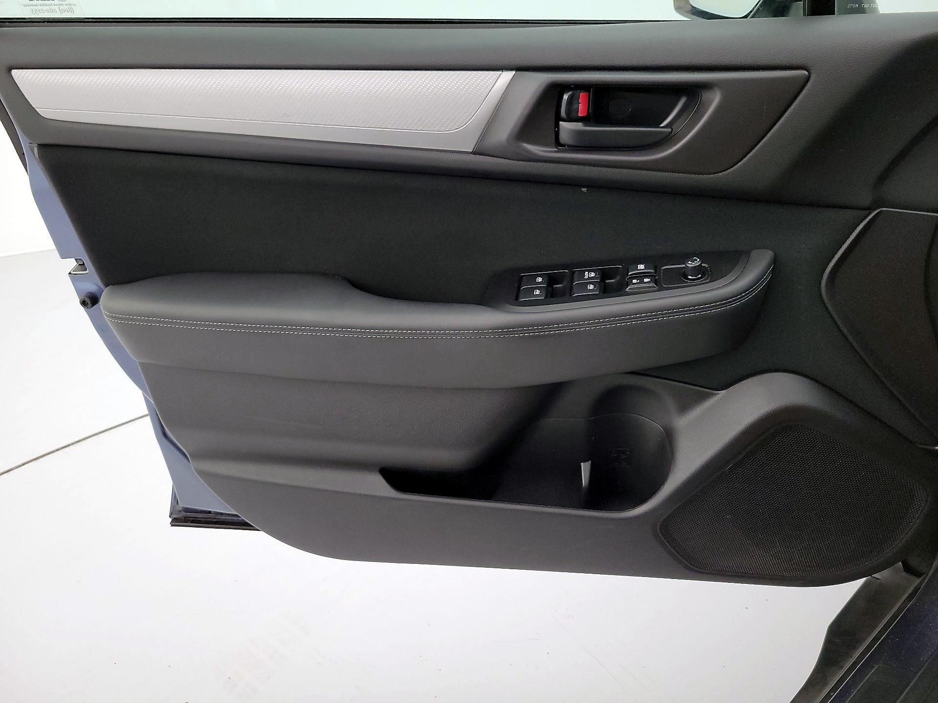 Thumbnail: 2017 Subaru Outback - 12