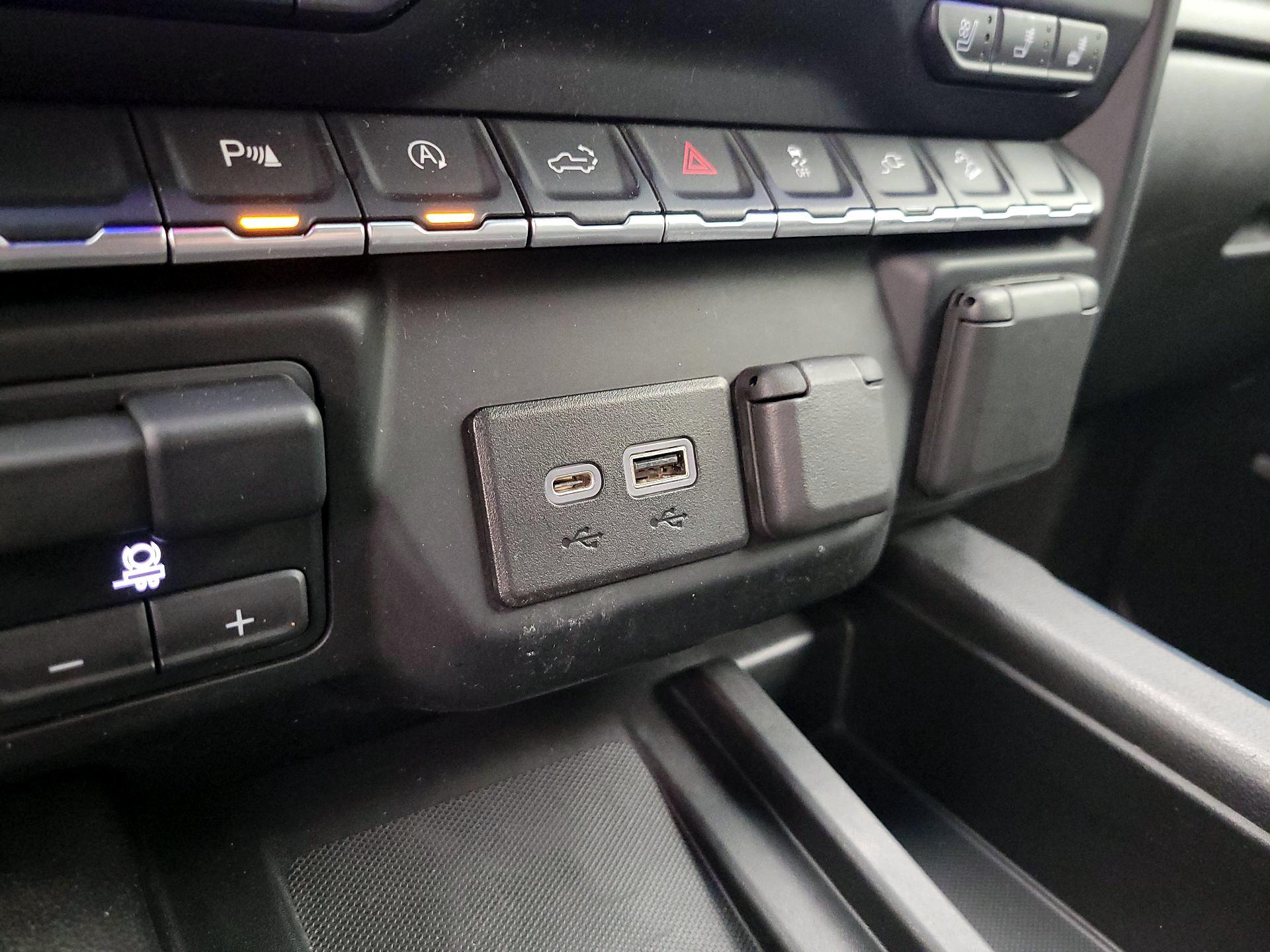 Thumbnail: 2022 Chevrolet Silverado 1500 - 19