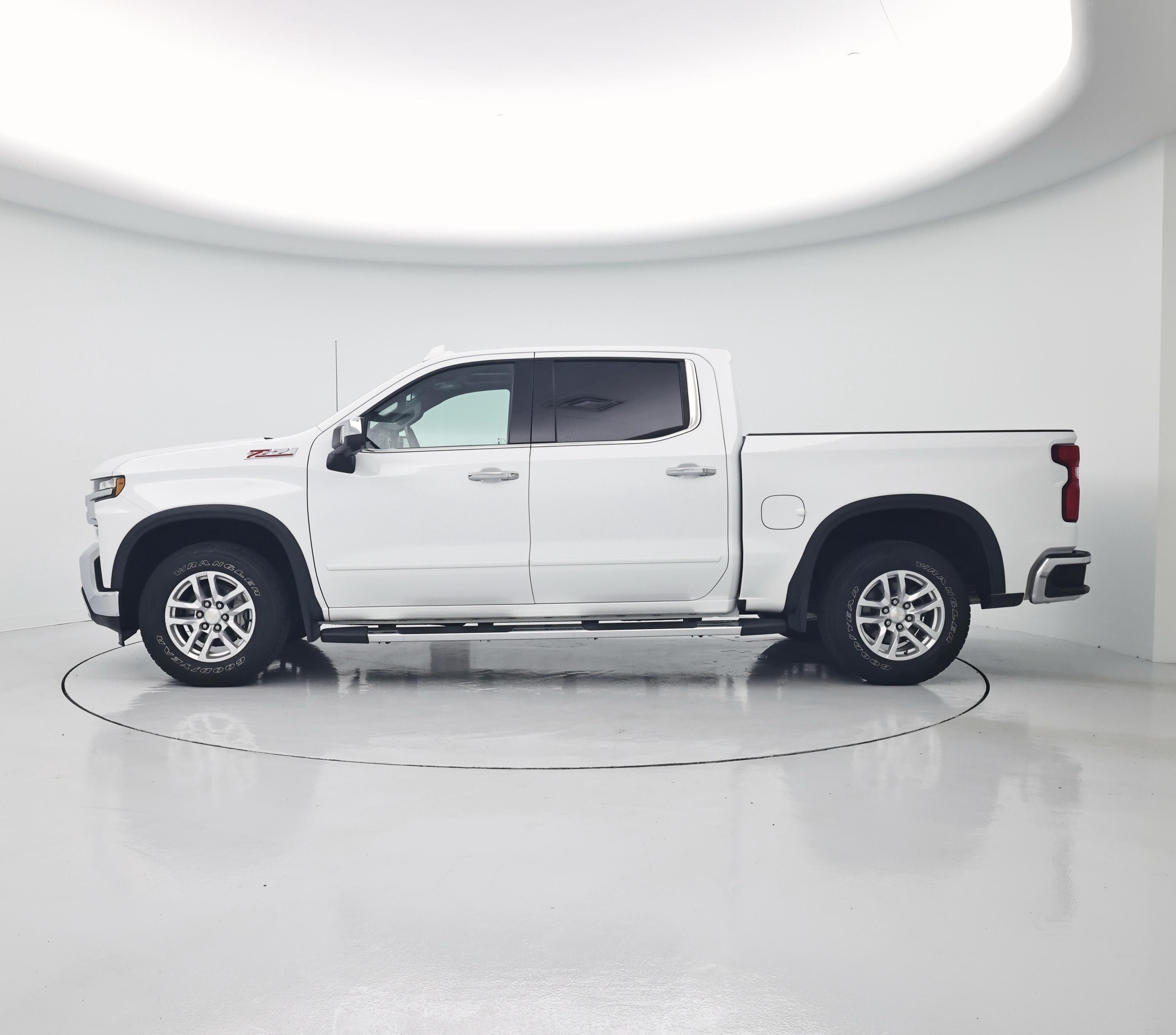 Thumbnail: 2022 Chevrolet Silverado 1500 - 3