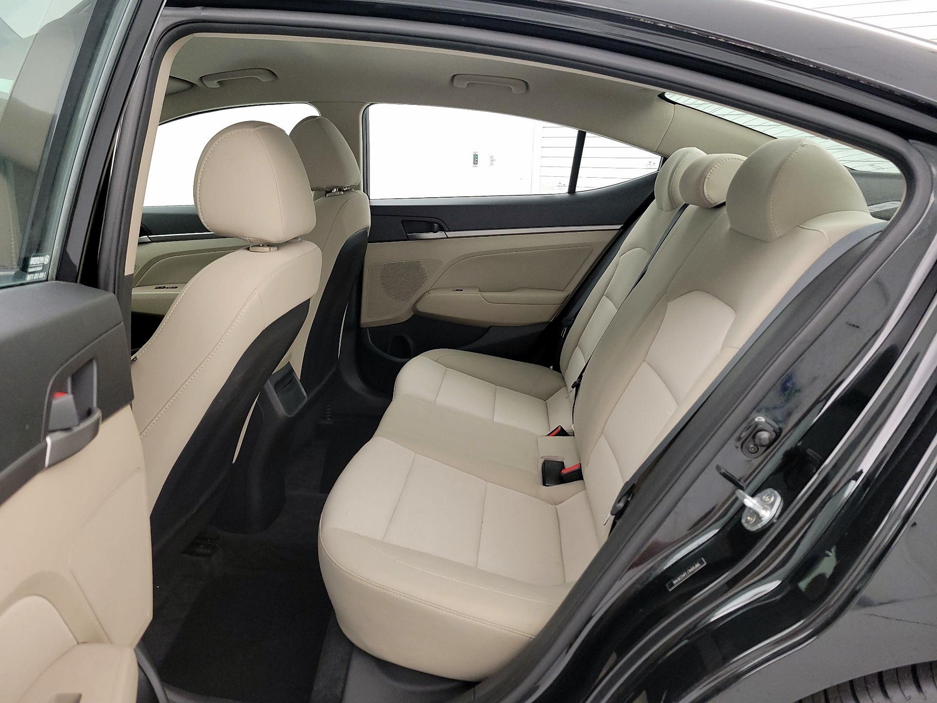 Thumbnail: 2018 Hyundai Elantra - 19