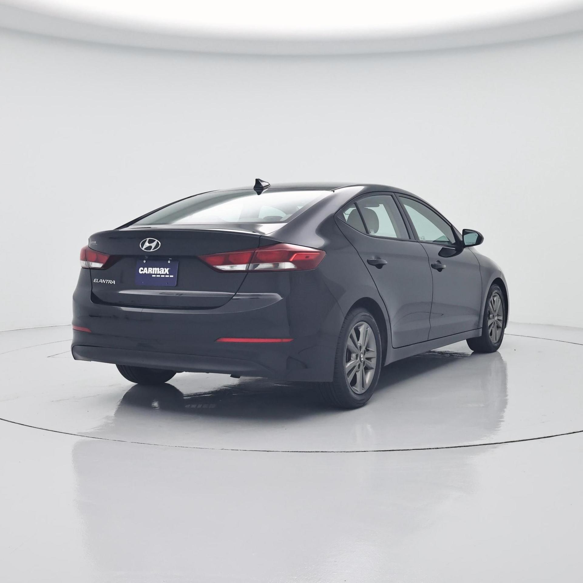 Thumbnail: 2018 Hyundai Elantra - 8