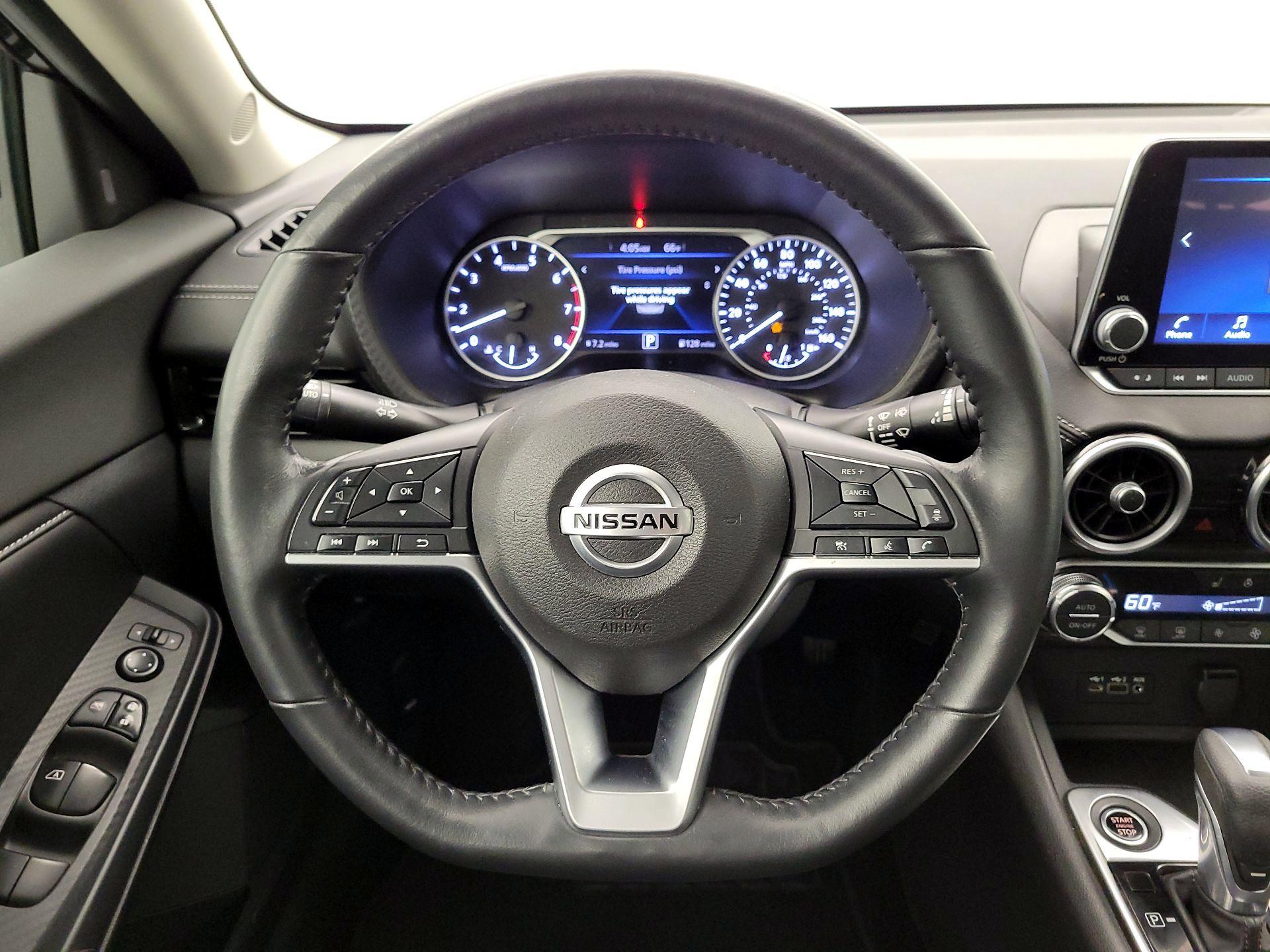 Thumbnail: 2022 Nissan Sentra - 10