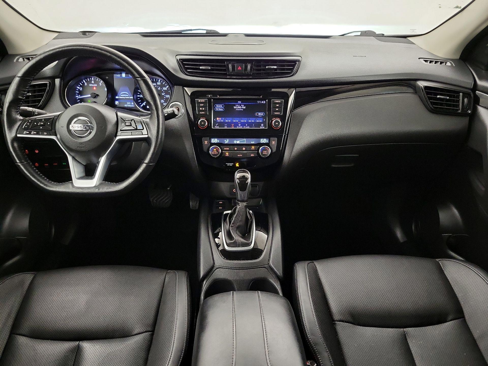 Thumbnail: 2022 Nissan Rogue Sport - 9