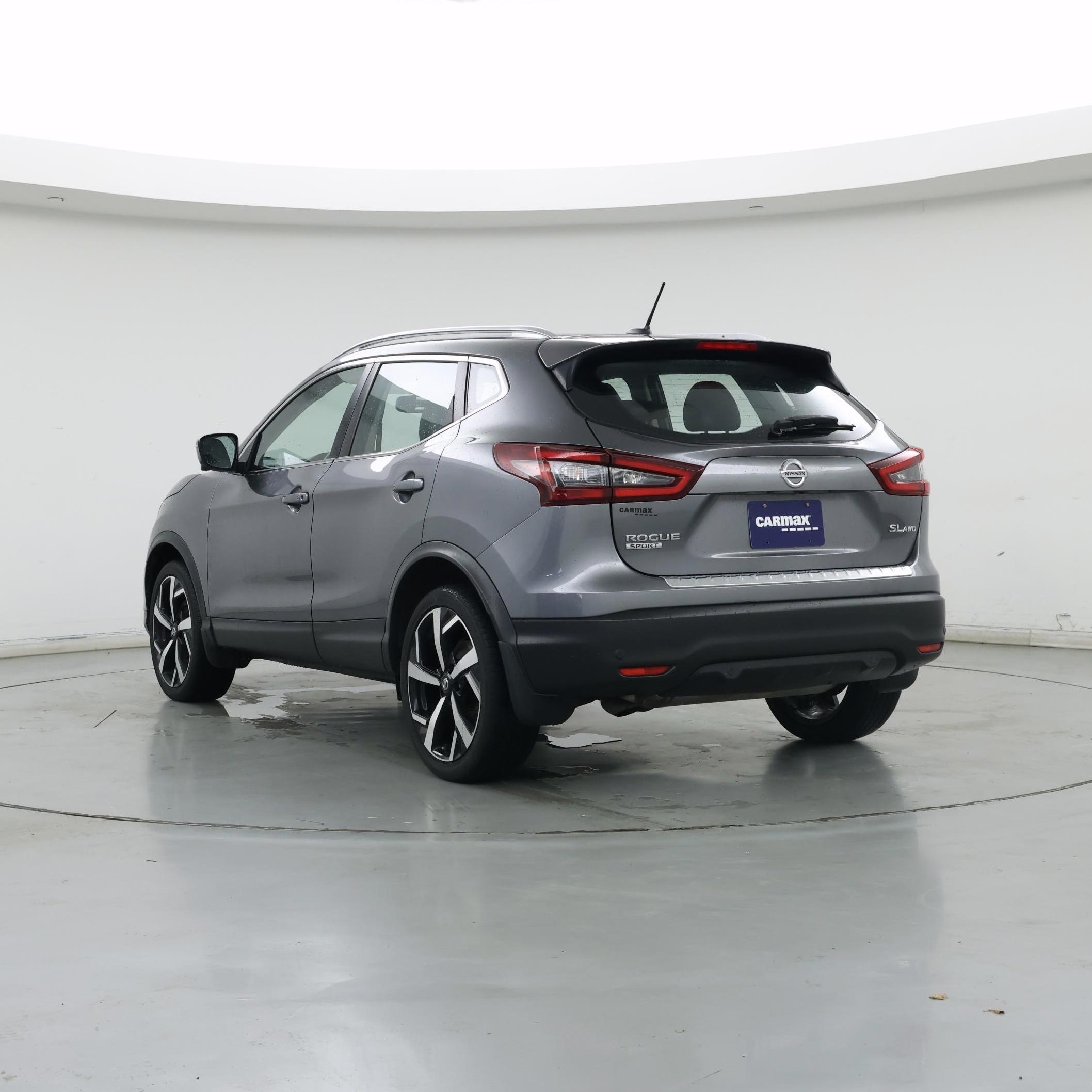 Thumbnail: 2022 Nissan Rogue Sport - 2