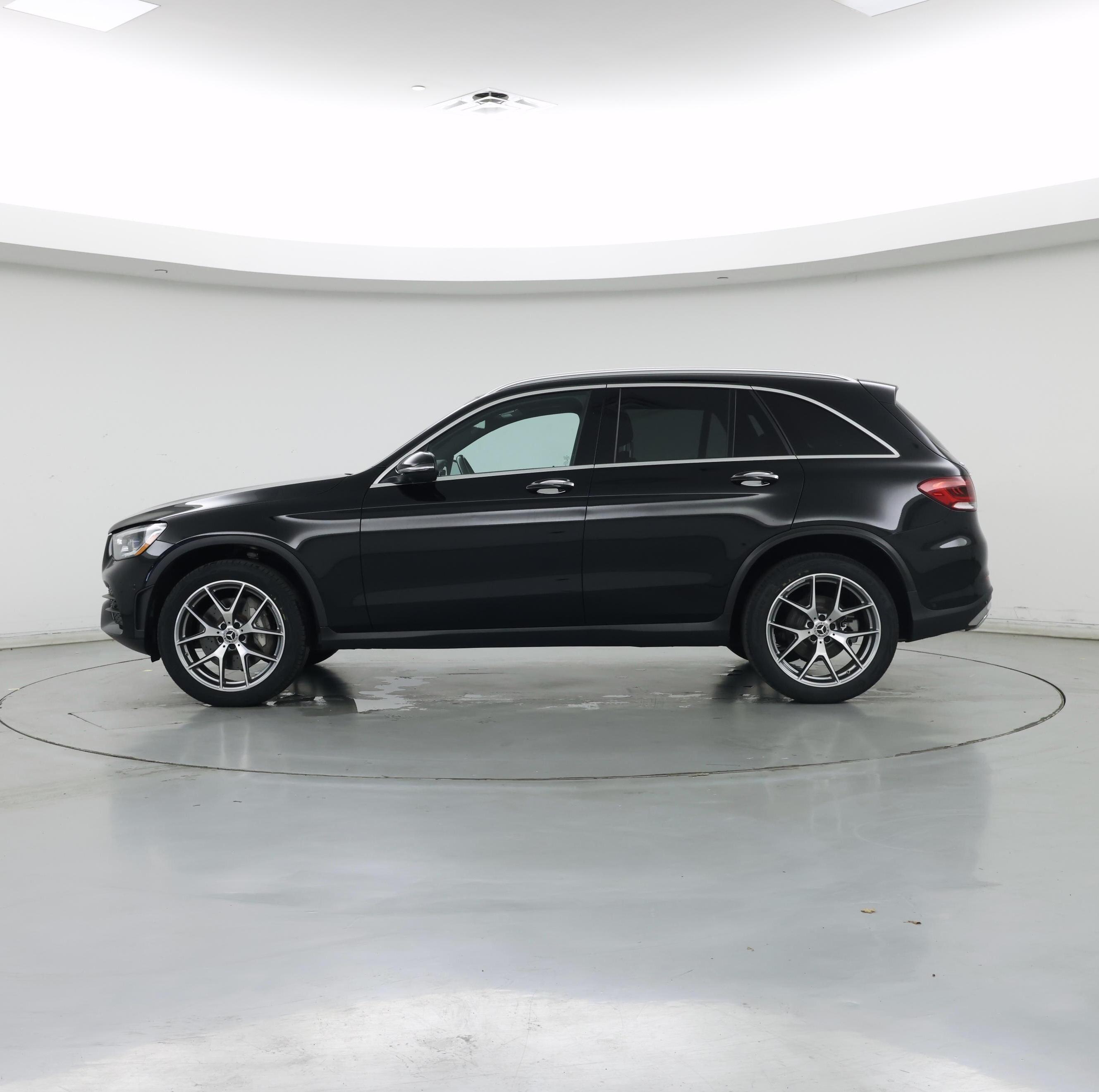 Thumbnail: 2022 Mercedes-Benz GLC - 3