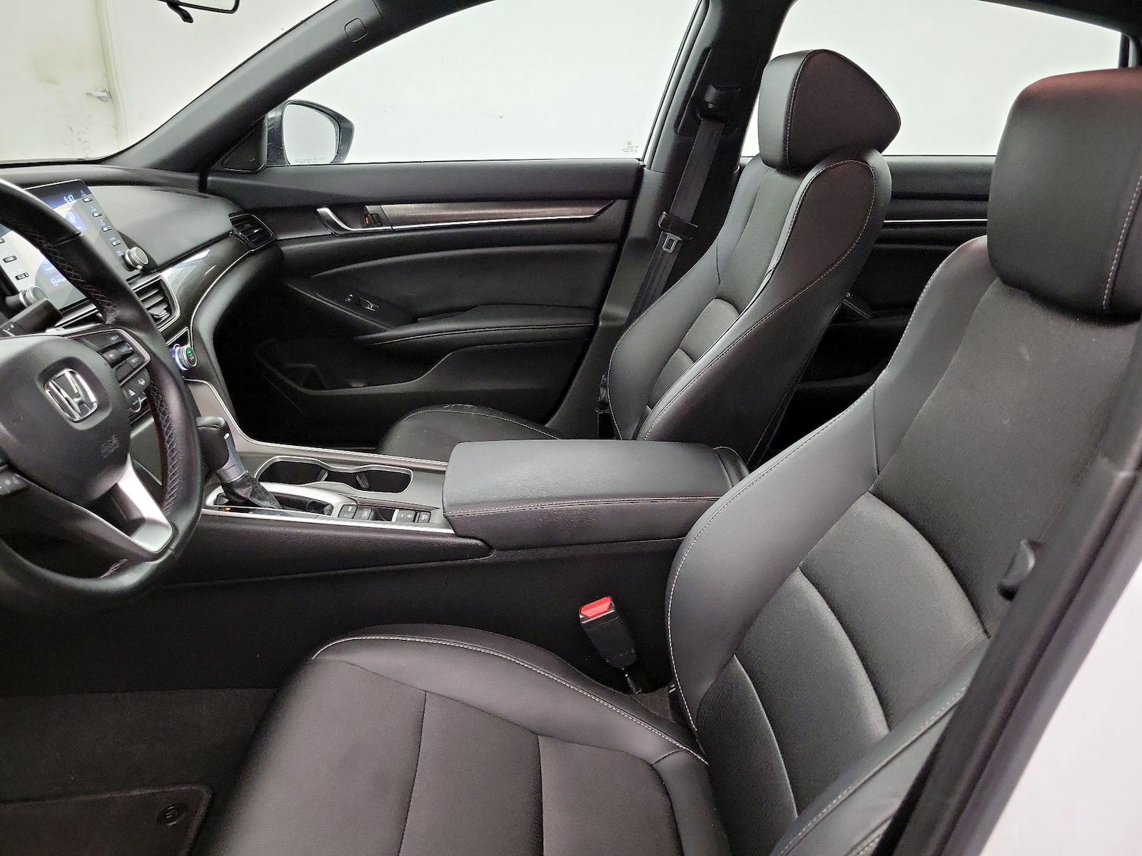 2021 Honda Accord Sport - Photo 12