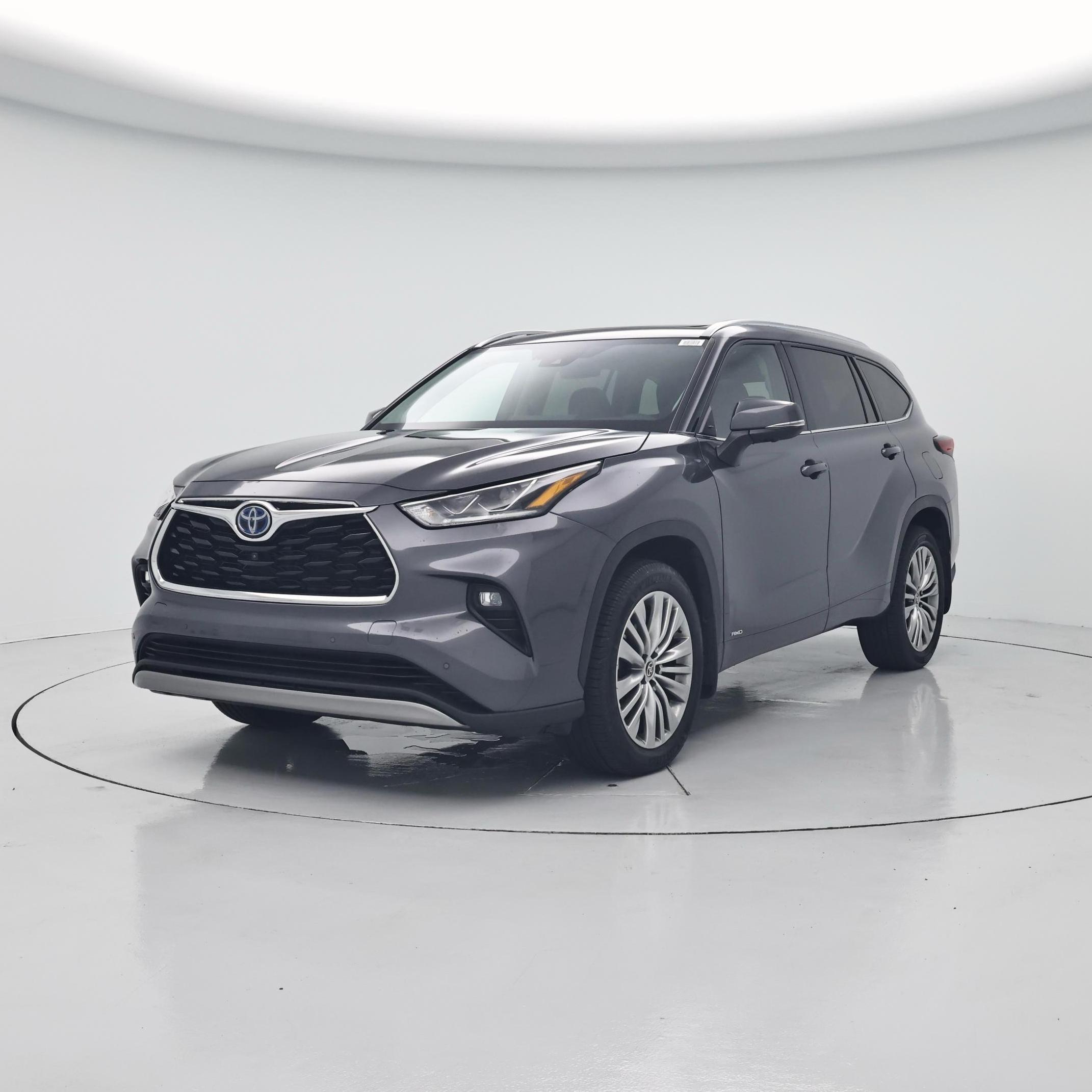 Thumbnail: 2023 Toyota Highlander - 4