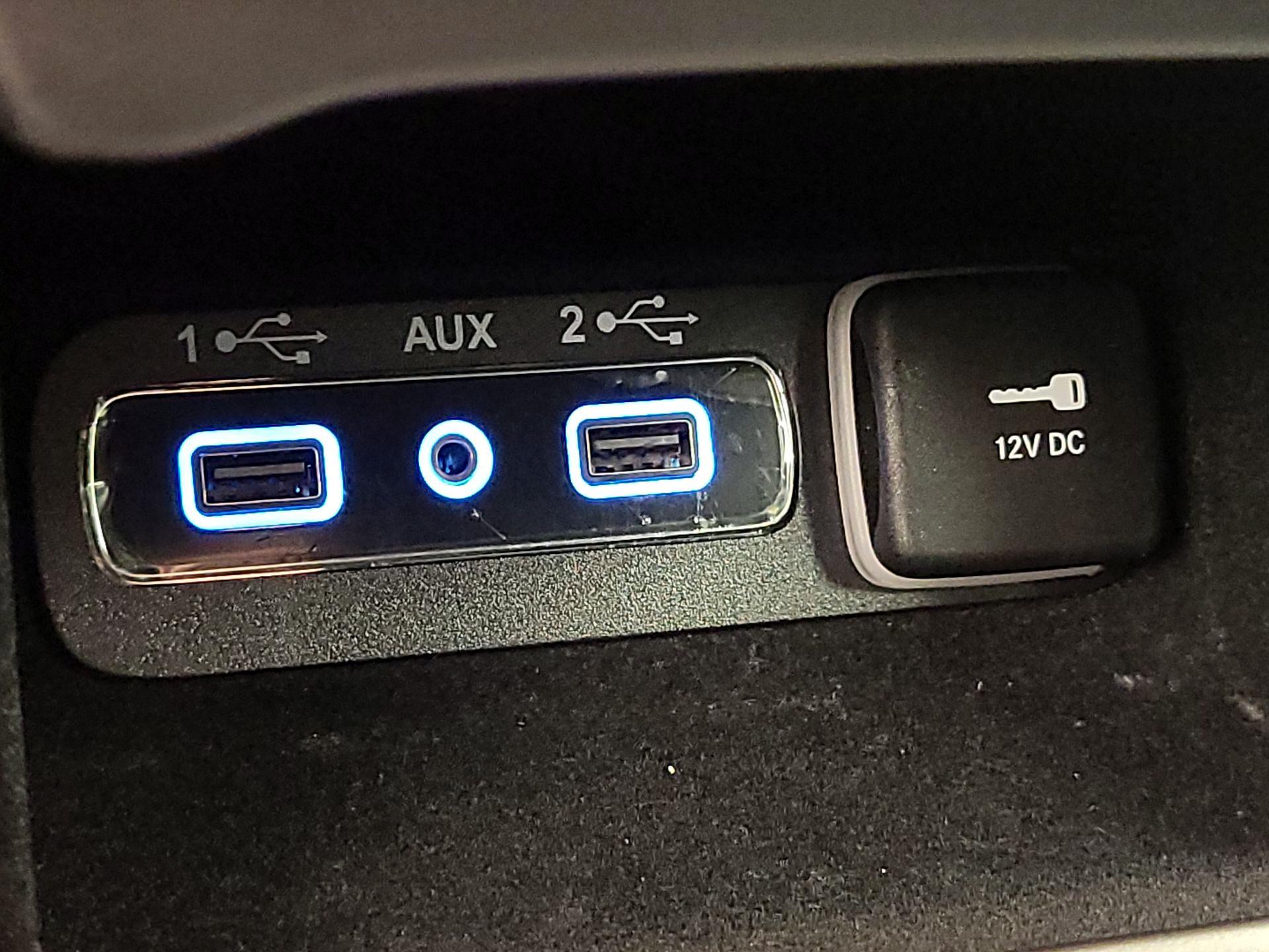Thumbnail: 2020 Jeep Grand Cherokee - 19
