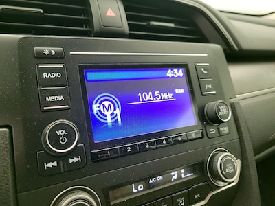 Radio (On)
