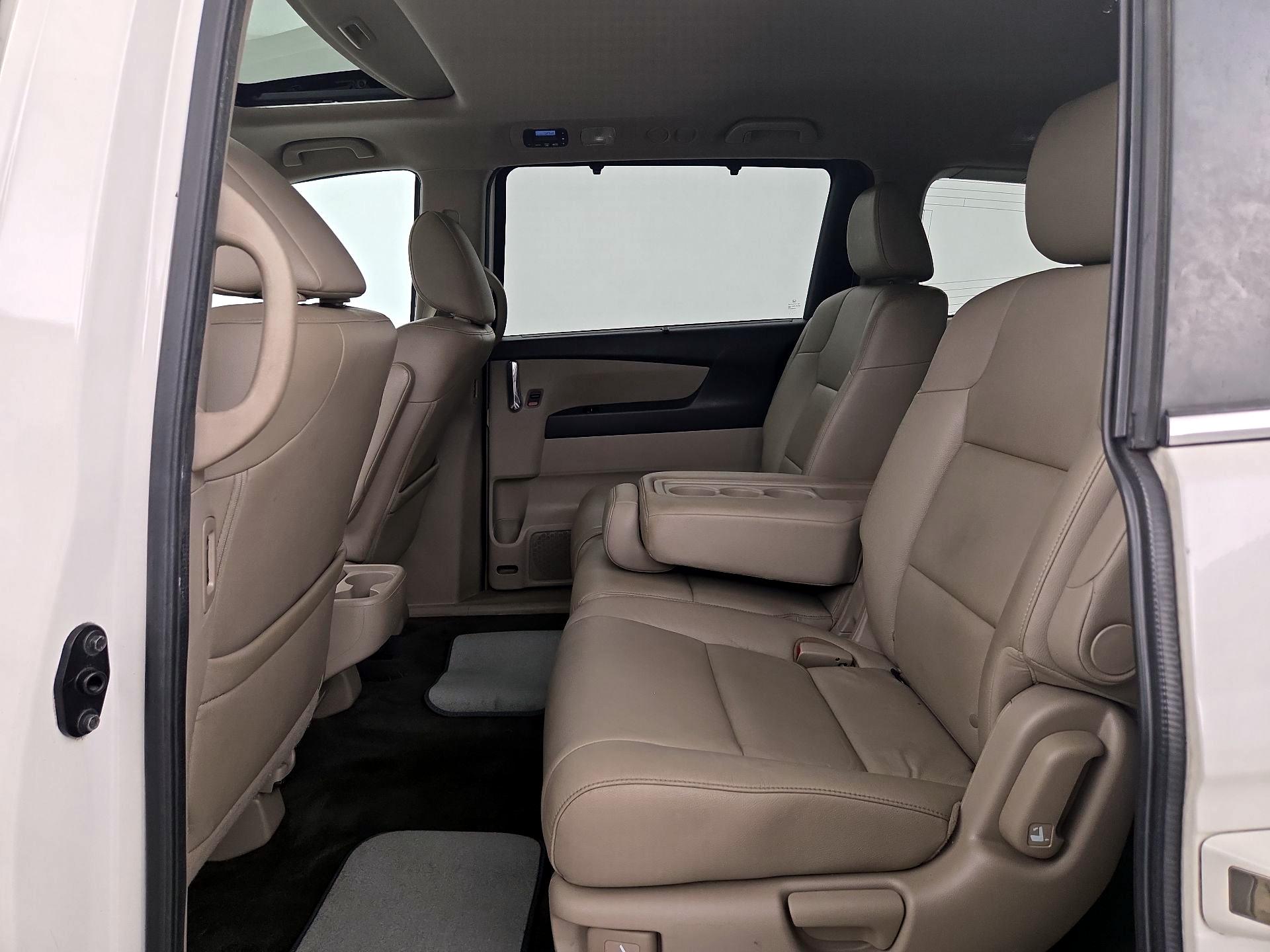Thumbnail: 2015 Honda Odyssey - 20