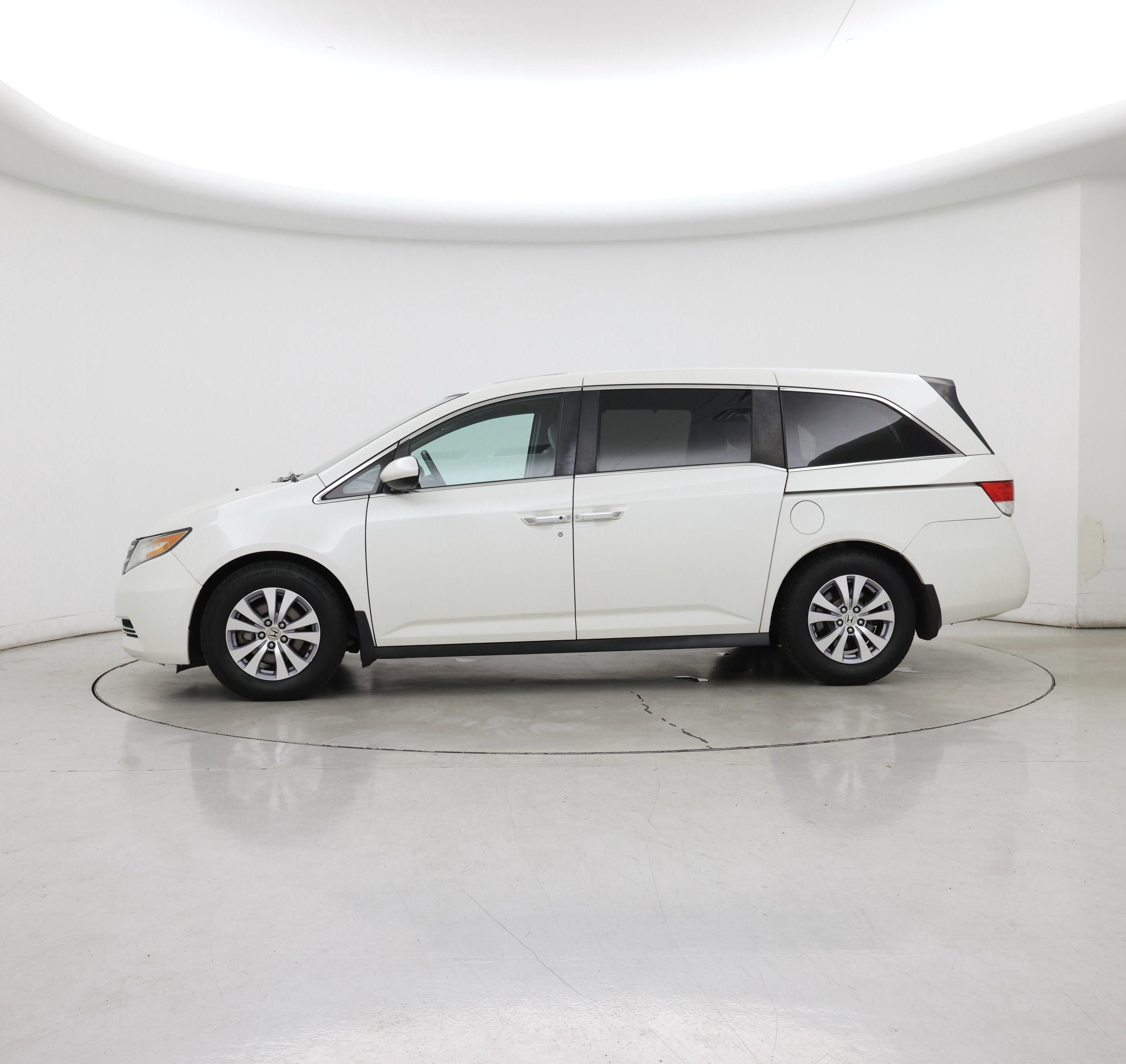 Thumbnail: 2015 Honda Odyssey - 3