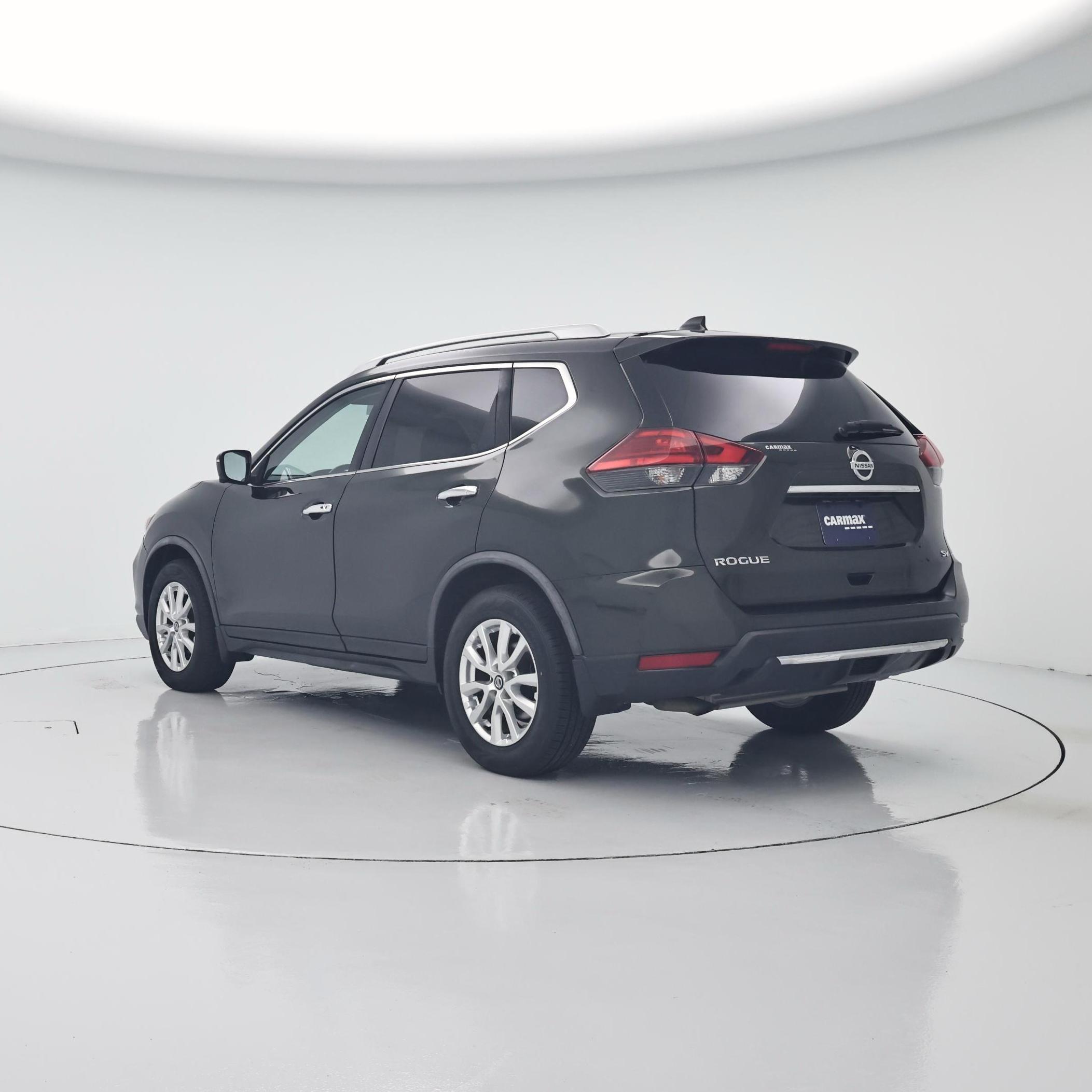 Thumbnail: 2017 Nissan Rogue - 2