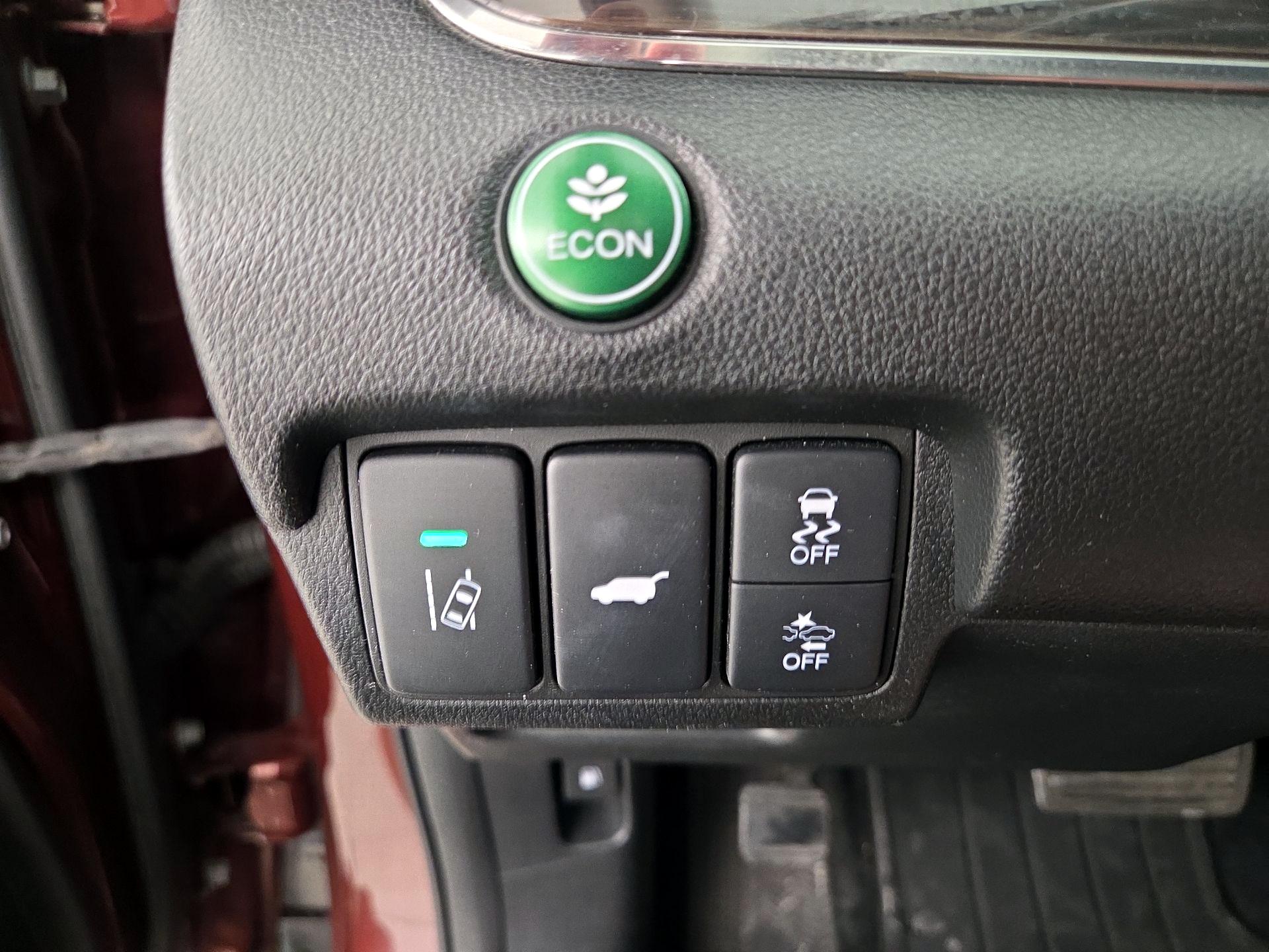 Thumbnail: 2015 Honda CR-V - 13