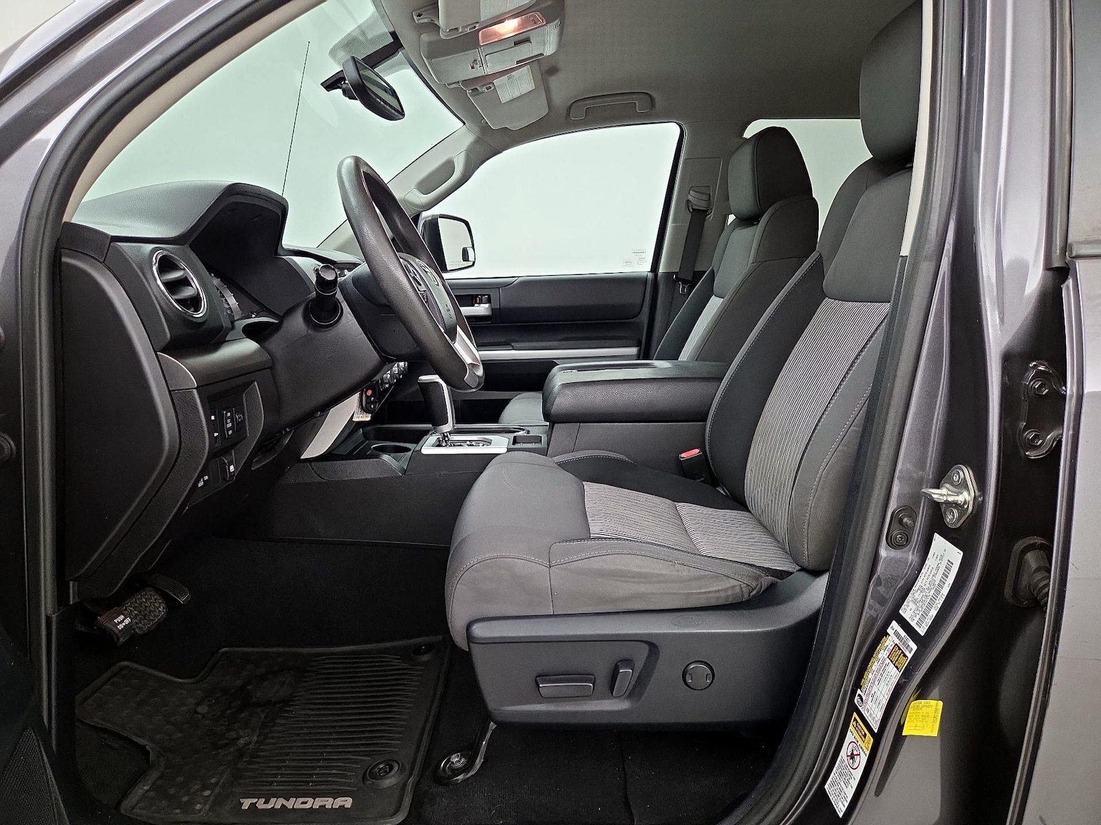 2015 Toyota Tundra SR5 - Photo 12