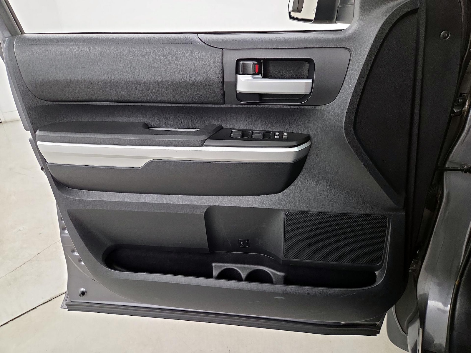 2015 Toyota Tundra SR5 - Photo 13