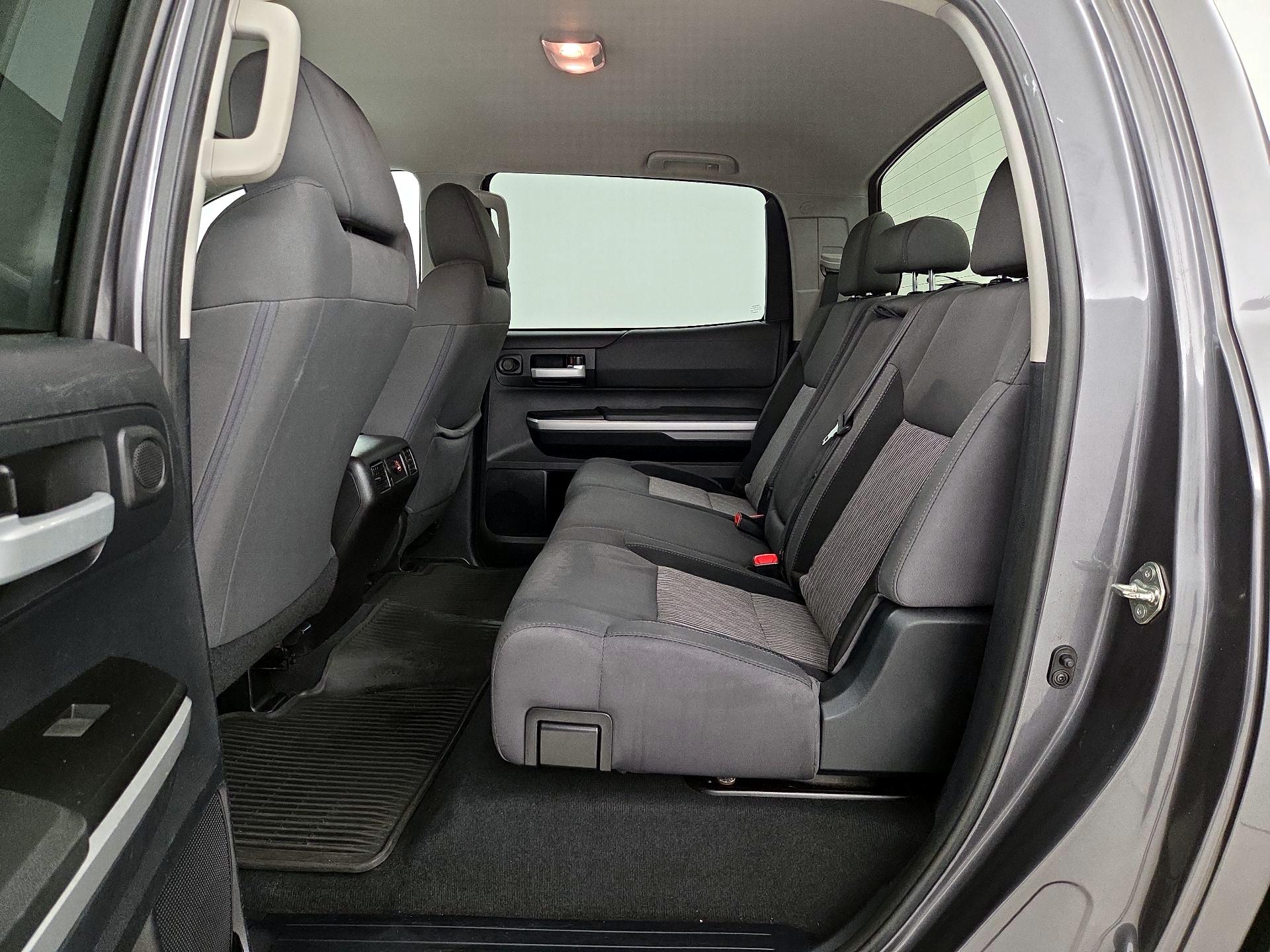 Thumbnail: 2015 Toyota Tundra - 19