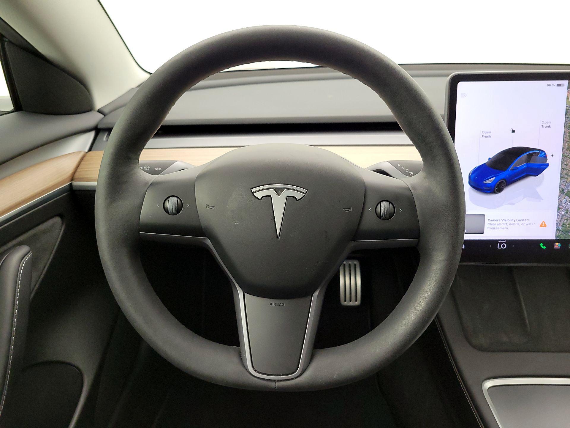 Thumbnail: 2023 Tesla Model 3 - 10