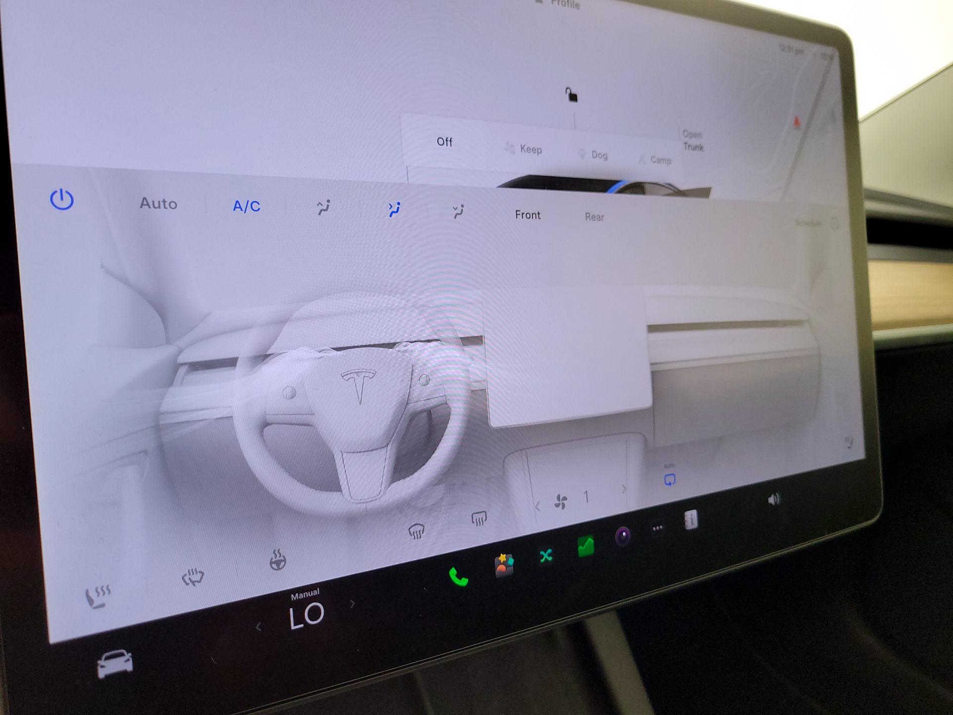 Thumbnail: 2023 Tesla Model 3 - 16
