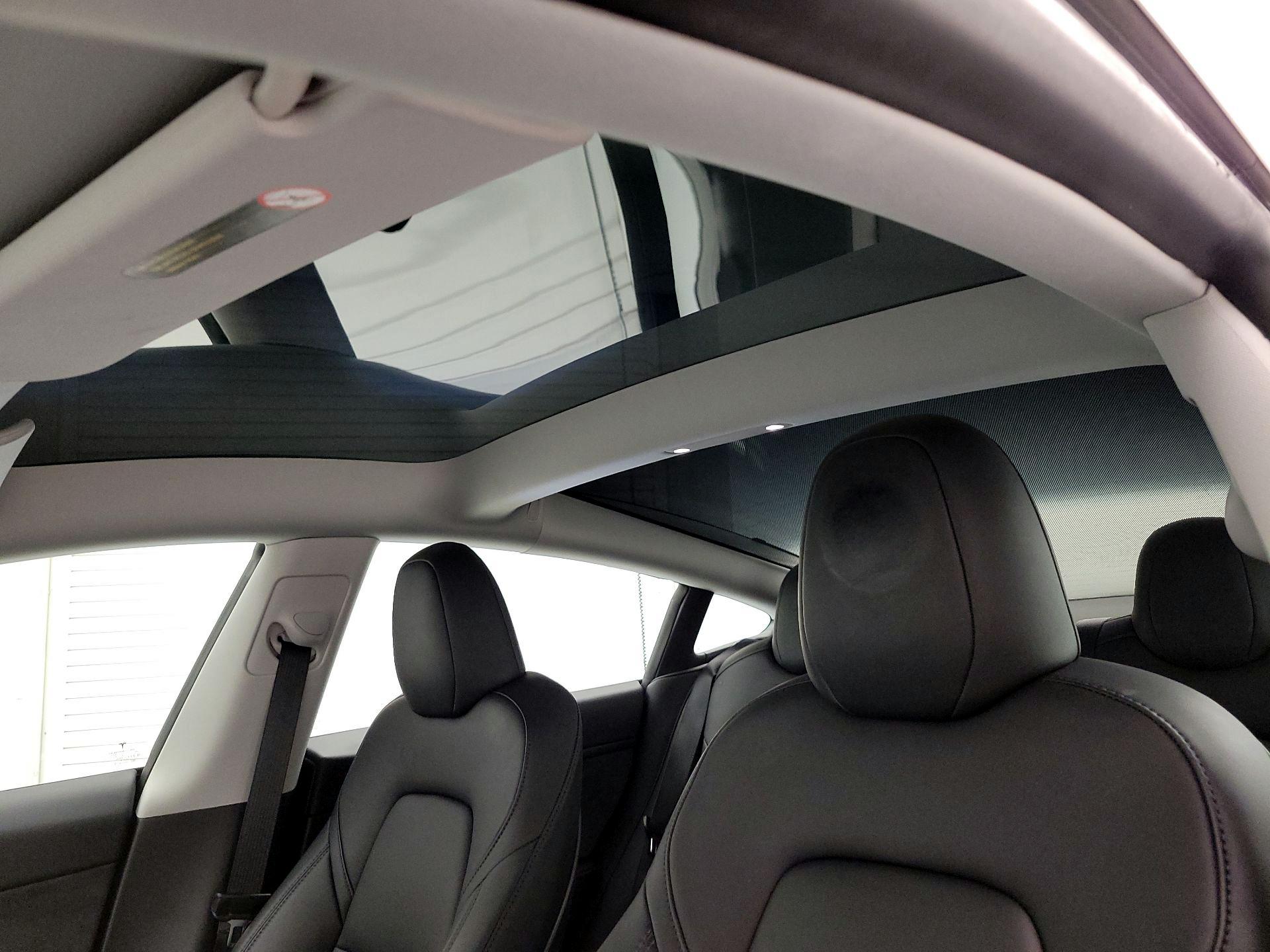 Thumbnail: 2023 Tesla Model 3 - 18