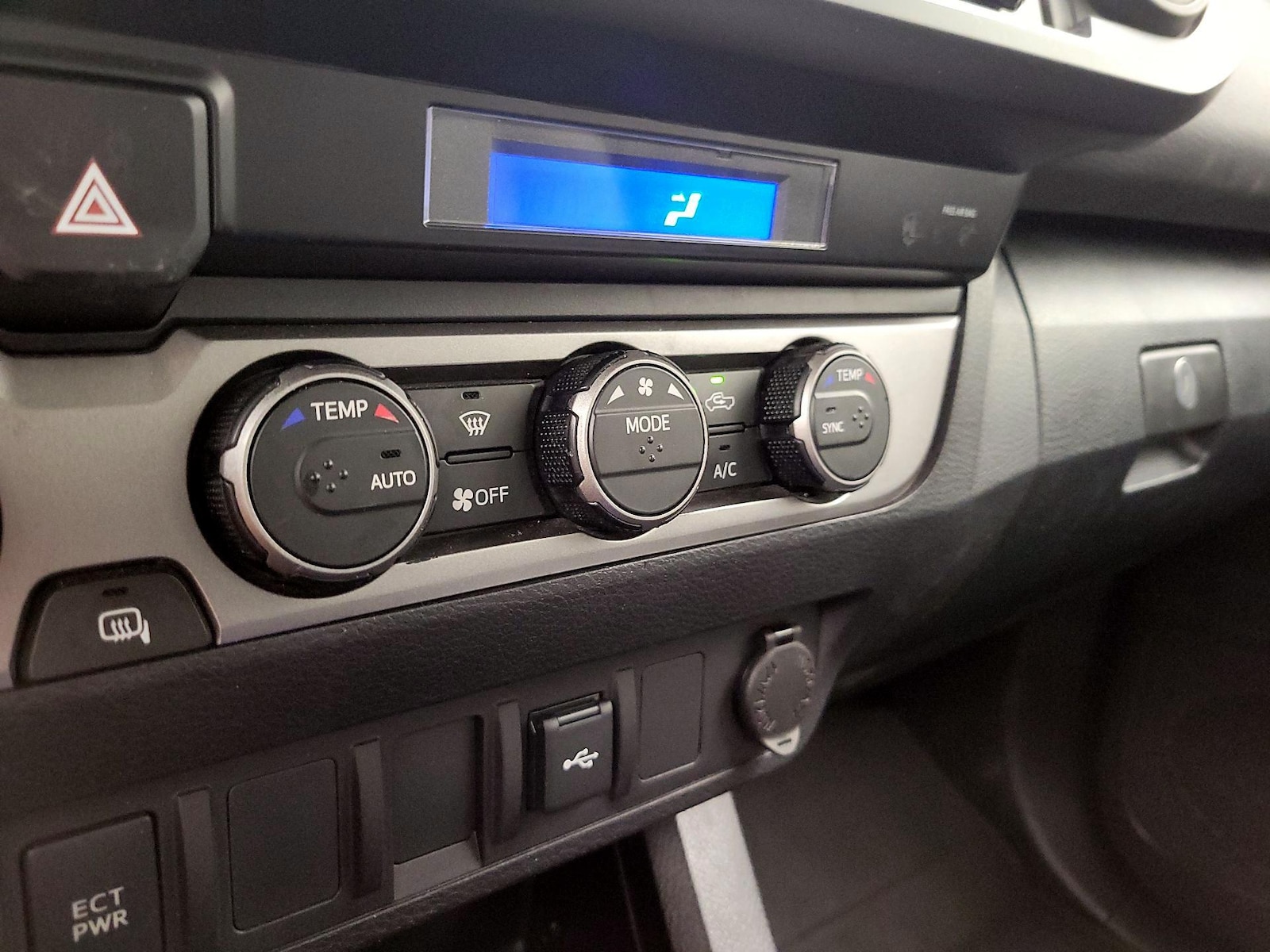2022 Toyota Tacoma SR - Photo 17