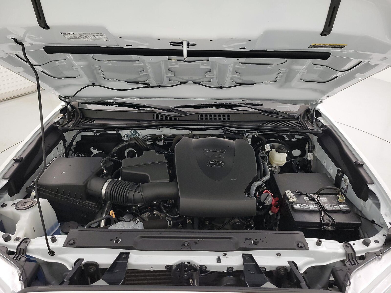 2022 Toyota Tacoma SR - Photo 22