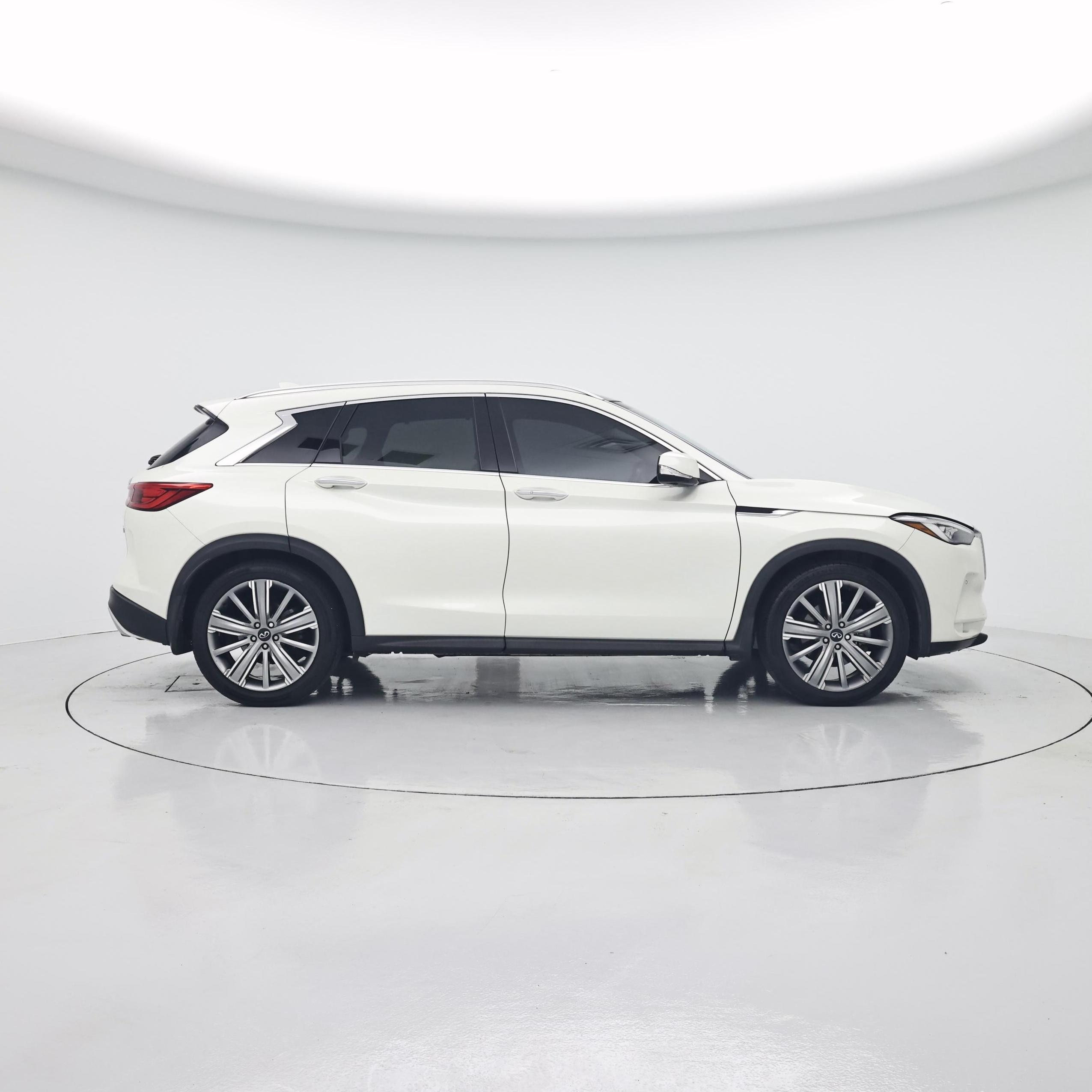 Thumbnail: 2021 INFINITI QX50 - 7