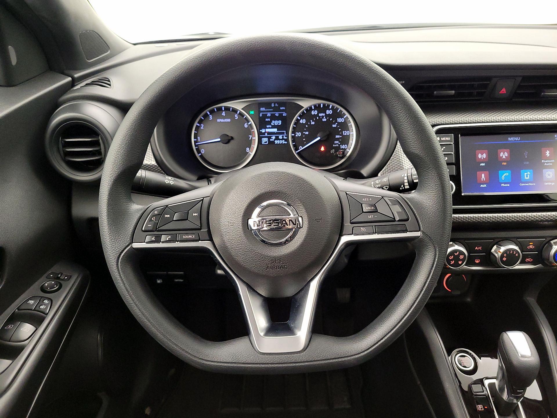 Thumbnail: 2020 Nissan Kicks - 10