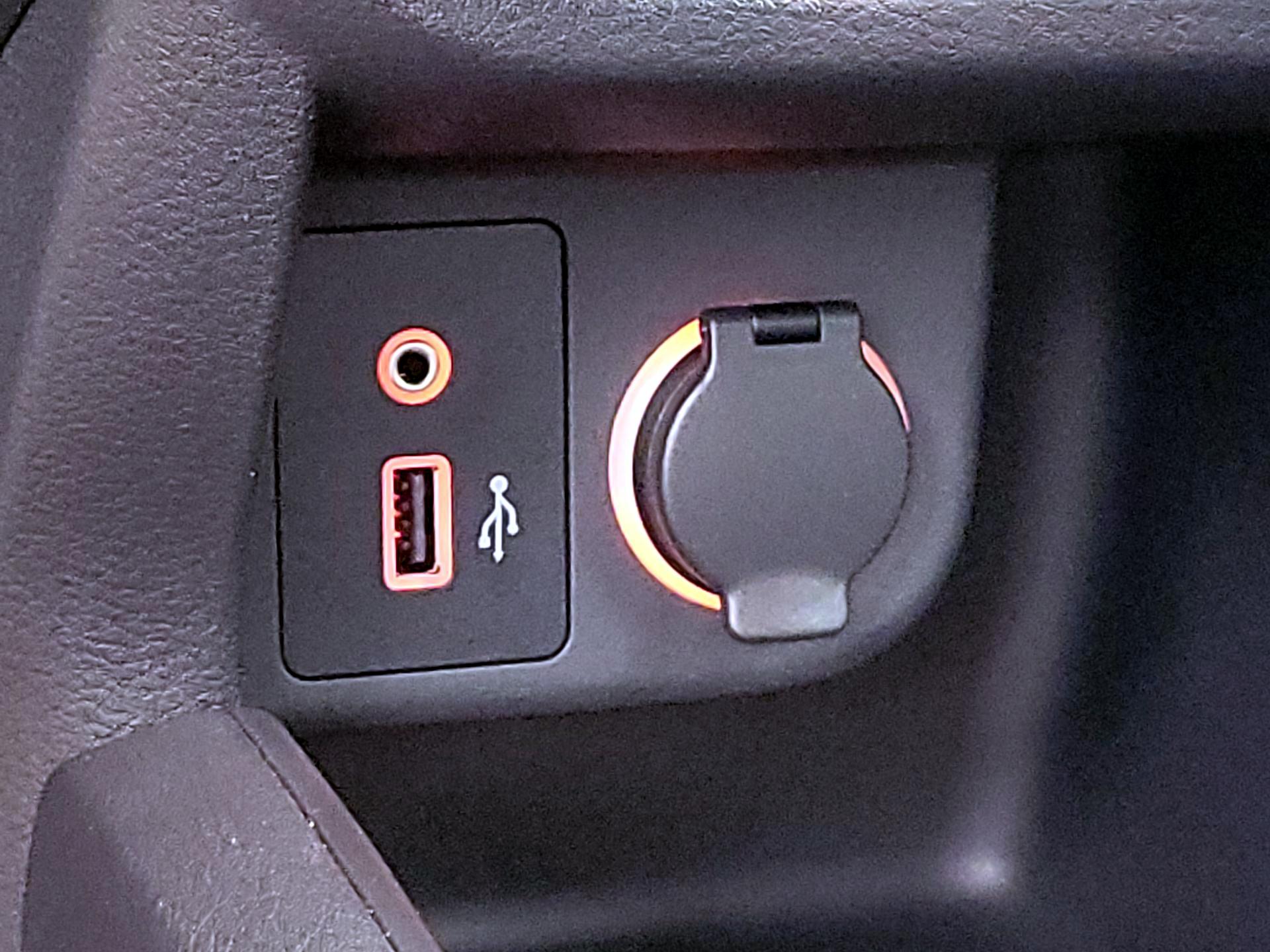 Thumbnail: 2020 Nissan Kicks - 18