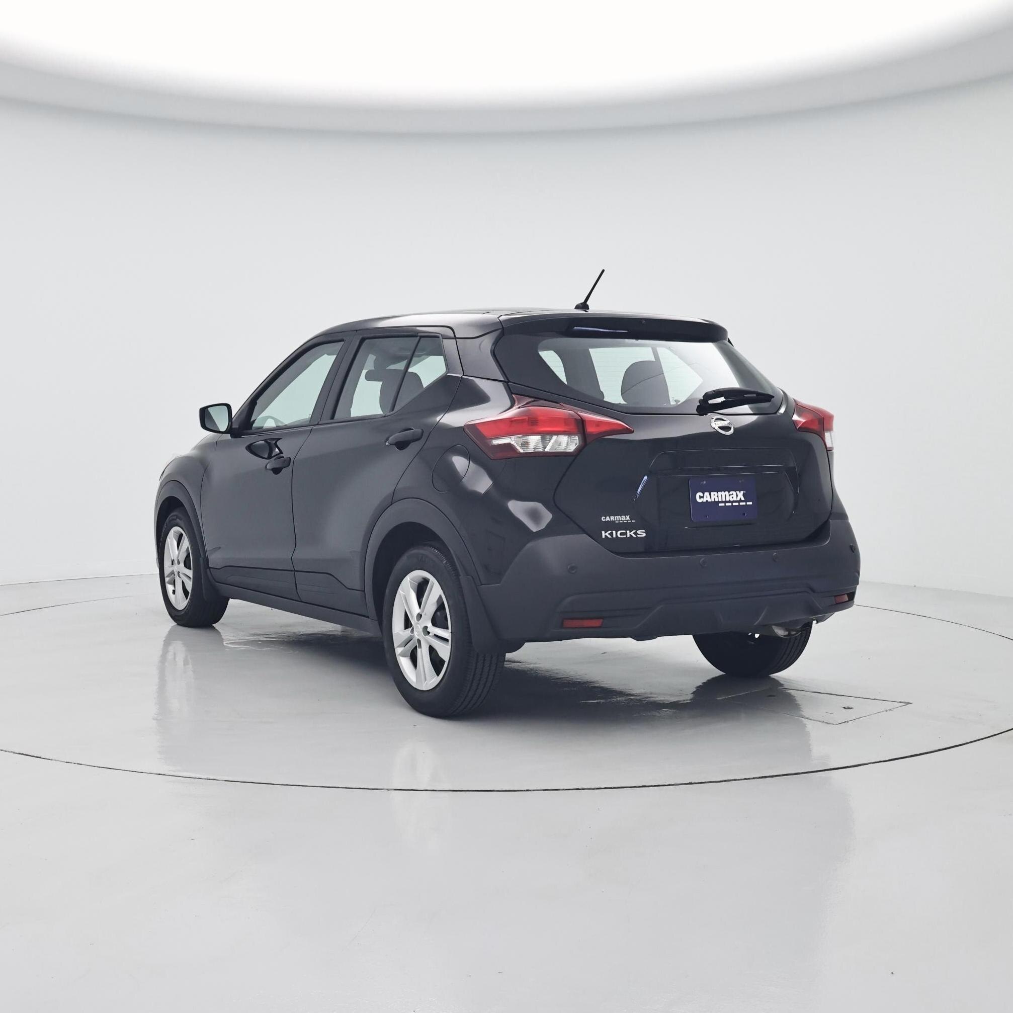 Thumbnail: 2020 Nissan Kicks - 2