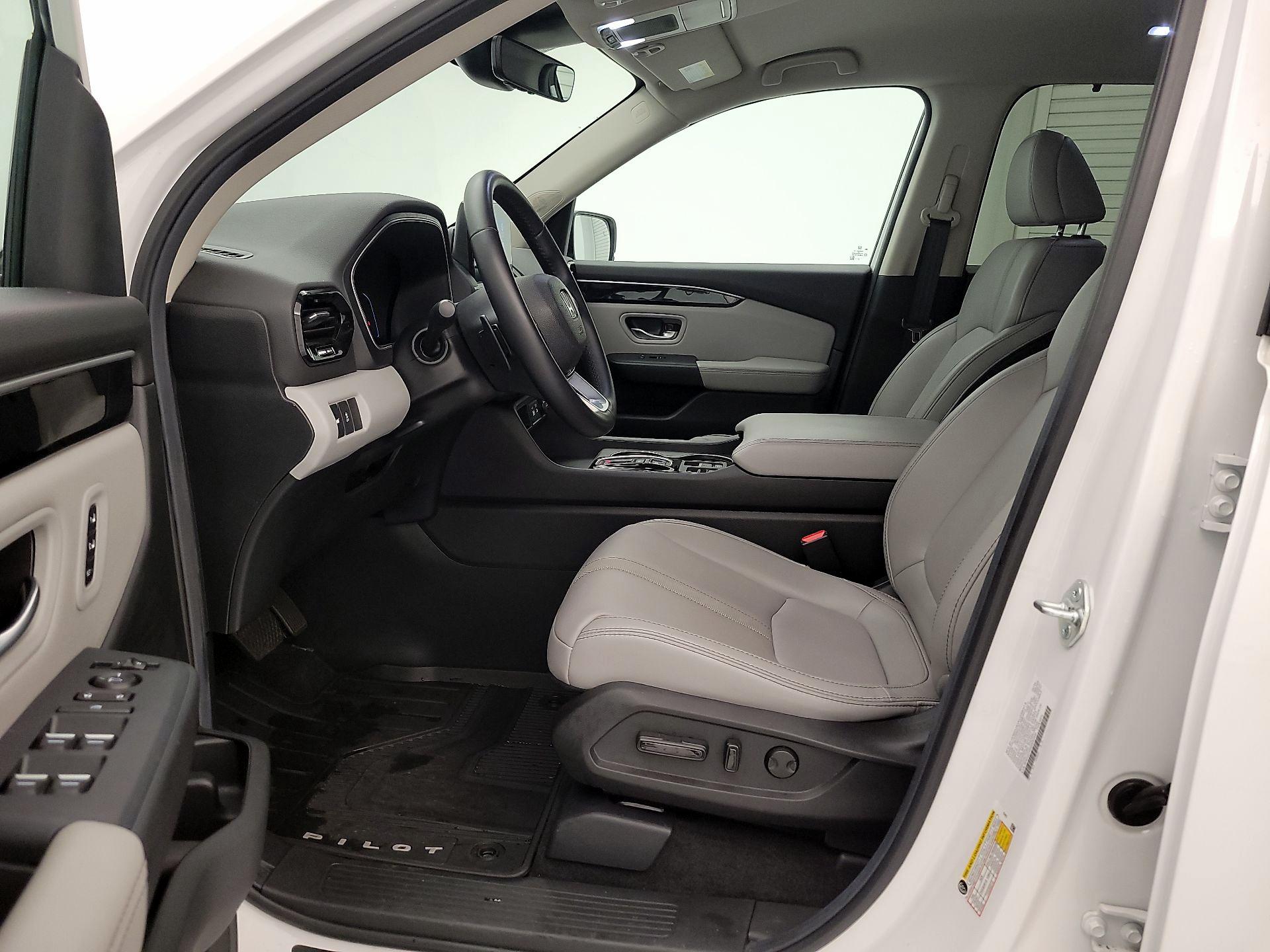 Thumbnail: 2025 Honda Pilot - 11