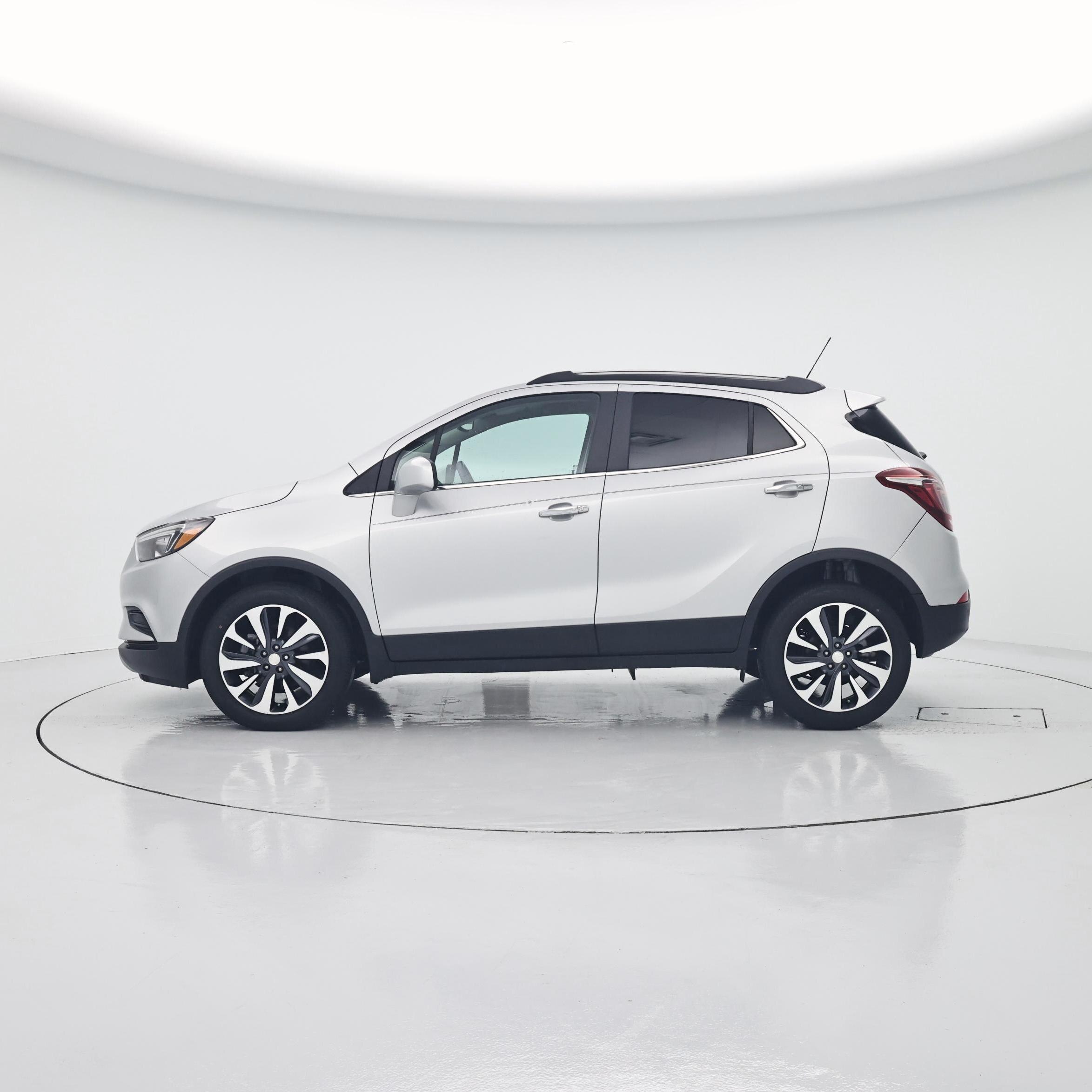 Thumbnail: 2021 Buick Encore - 3