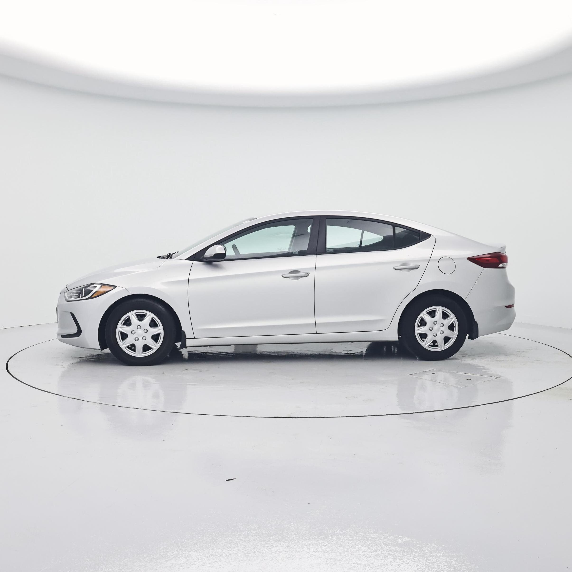 Thumbnail: 2018 Hyundai Elantra - 3