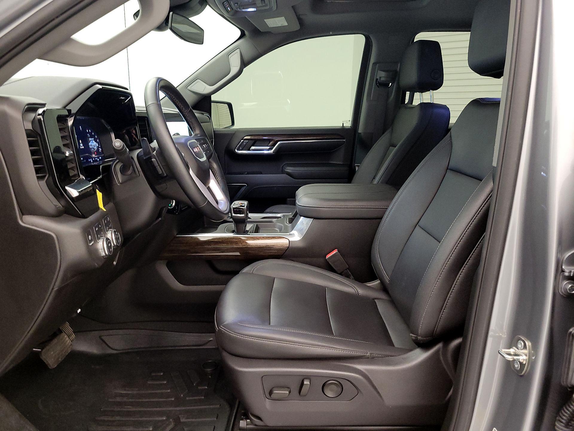 Thumbnail: 2024 GMC Sierra 1500 - 11