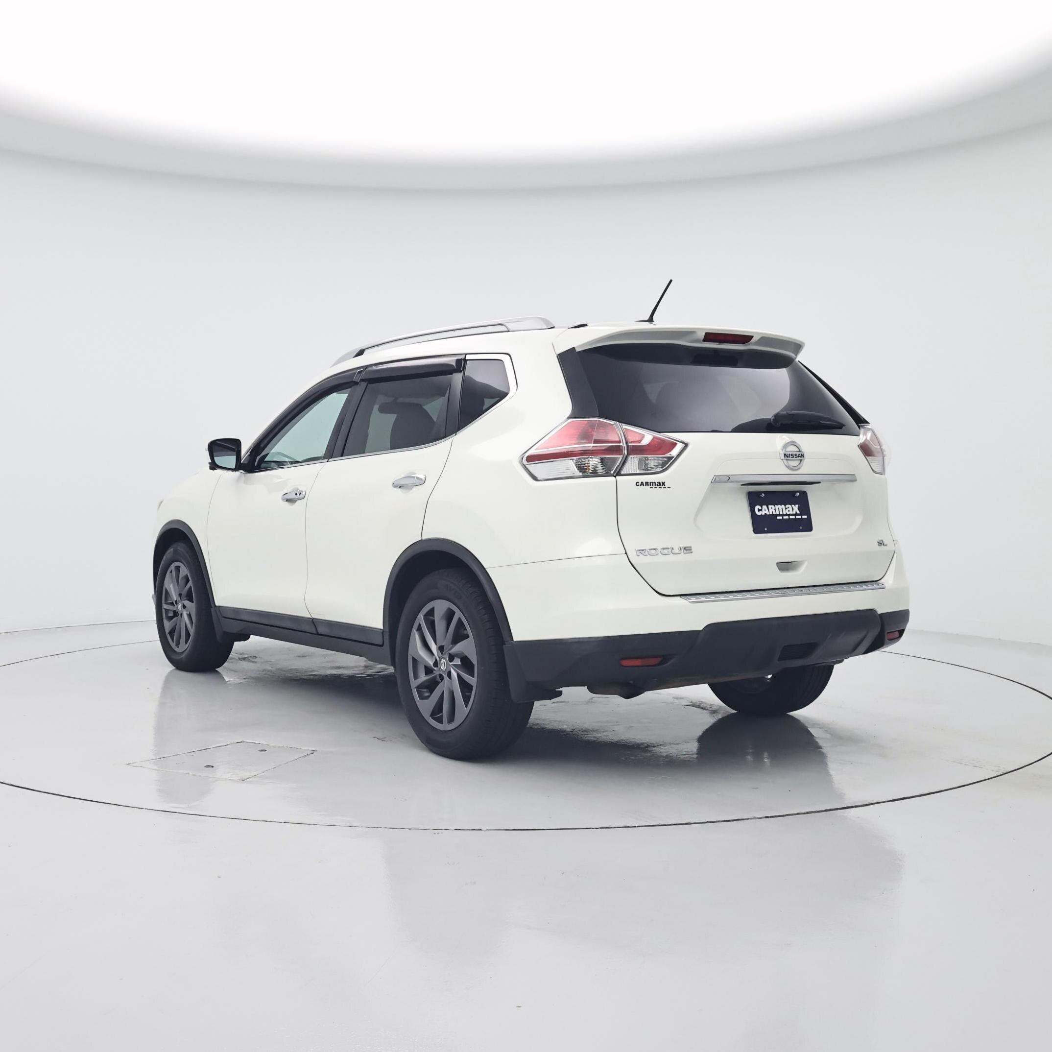 Thumbnail: 2016 Nissan Rogue - 2