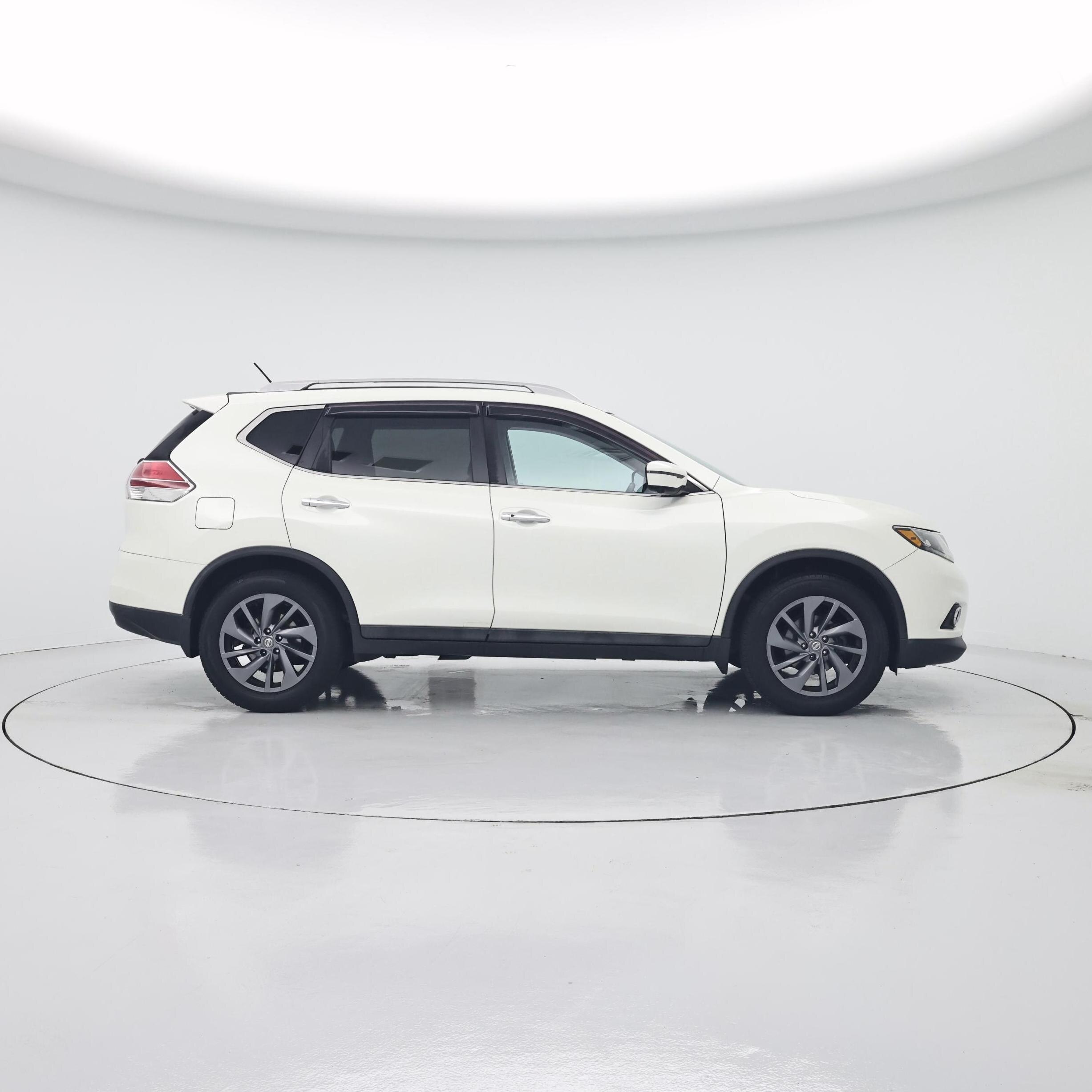 Thumbnail: 2016 Nissan Rogue - 7