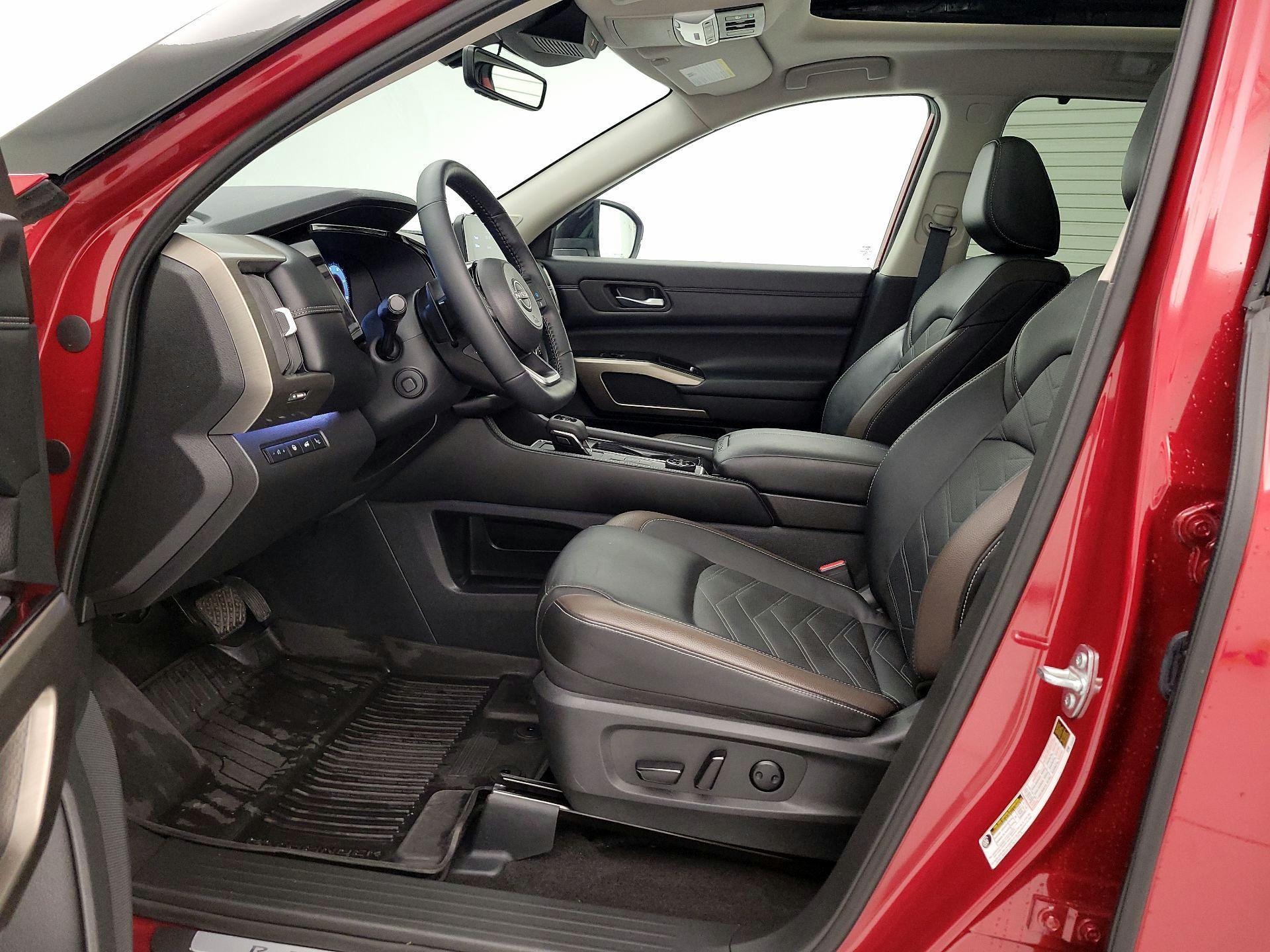 Thumbnail: 2024 Nissan Pathfinder - 11
