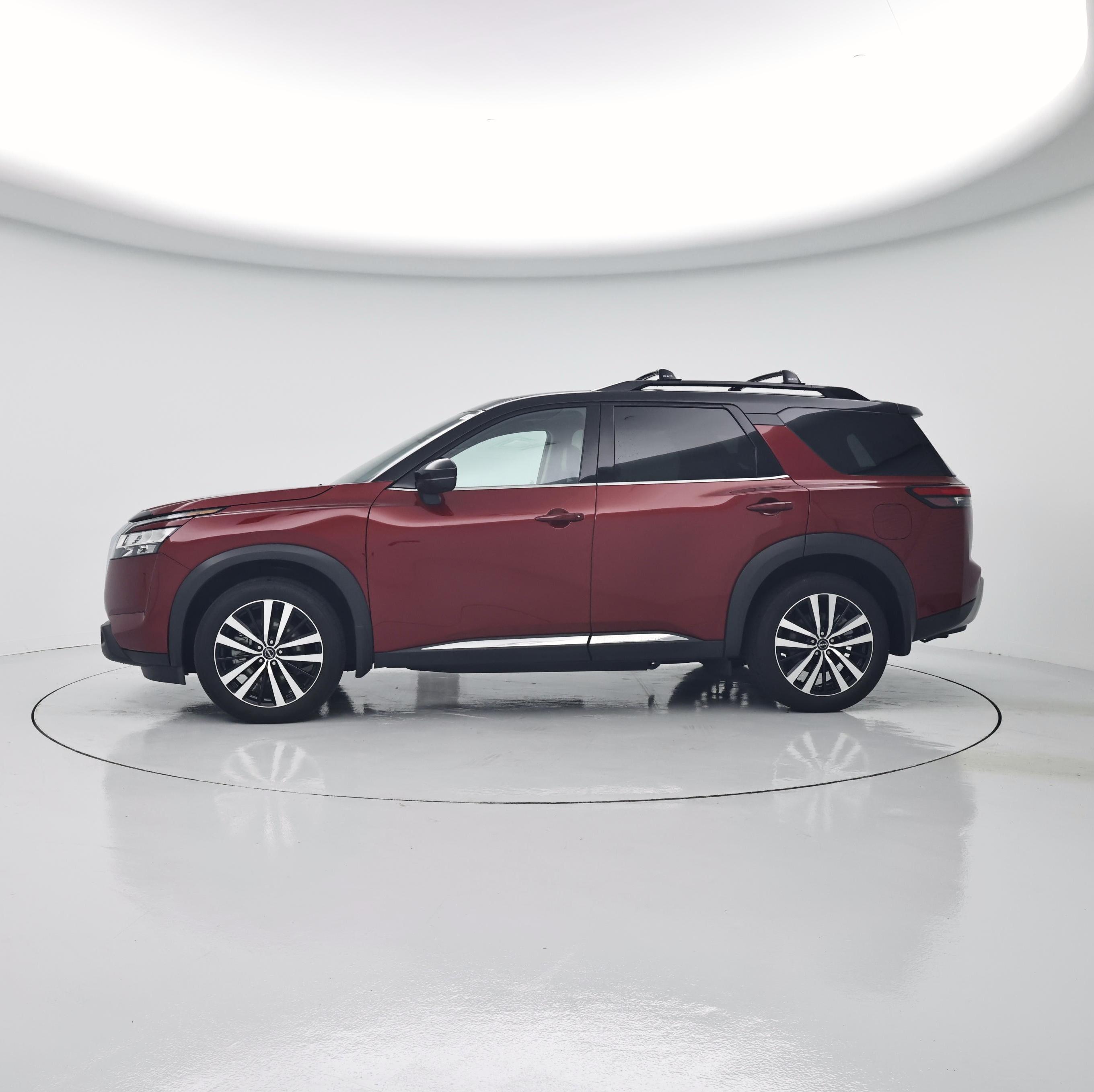 Thumbnail: 2024 Nissan Pathfinder - 3
