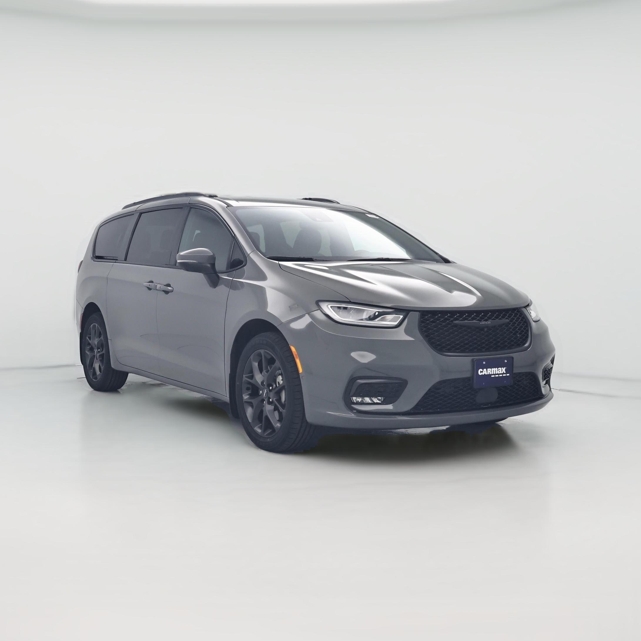Thumbnail: 2023 Chrysler Pacifica - 1