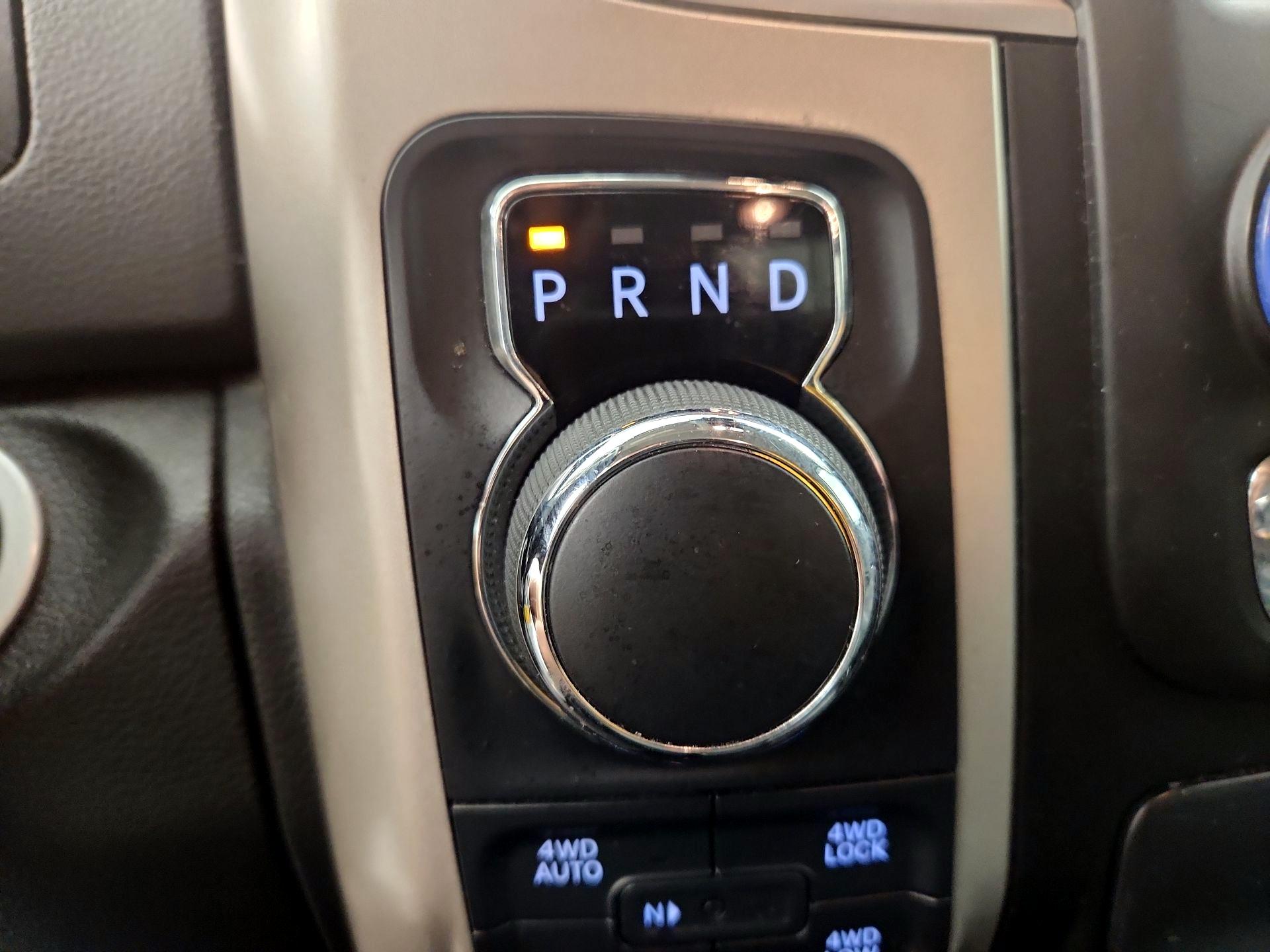 Thumbnail: 2019 RAM 1500 Classic - 17