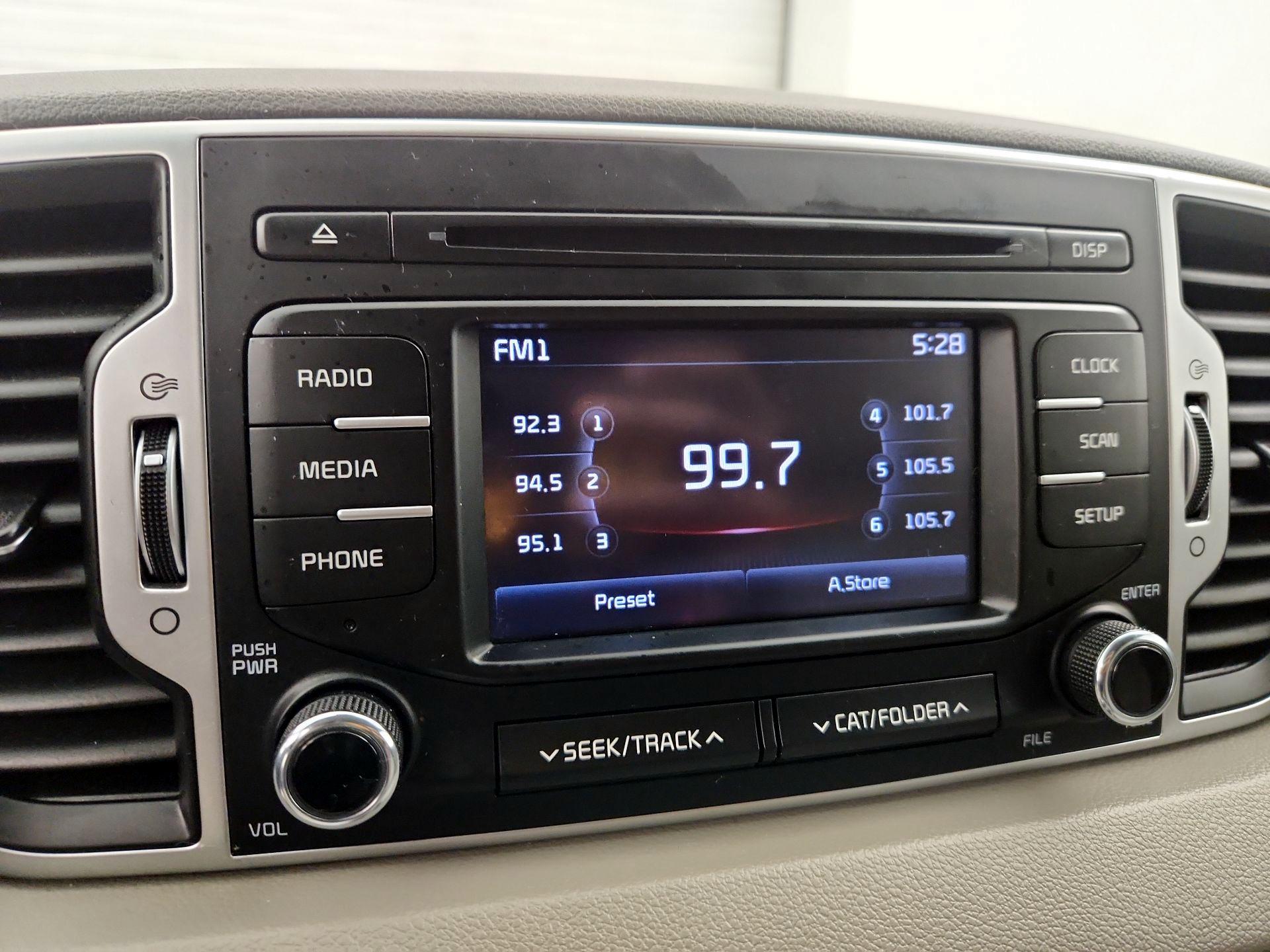 Thumbnail: 2019 Kia Sportage - 15