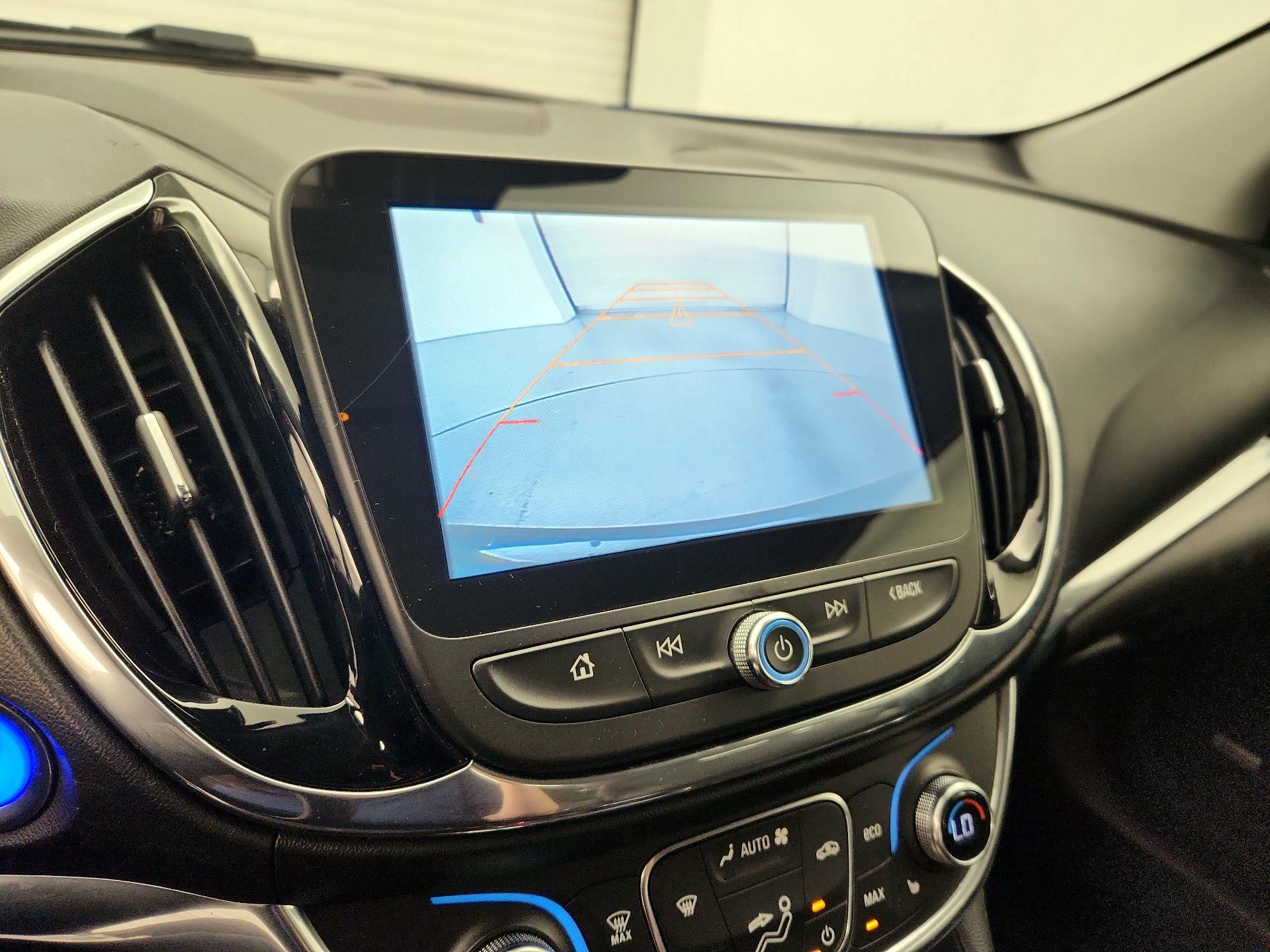 Thumbnail: 2016 Chevrolet Volt - 15