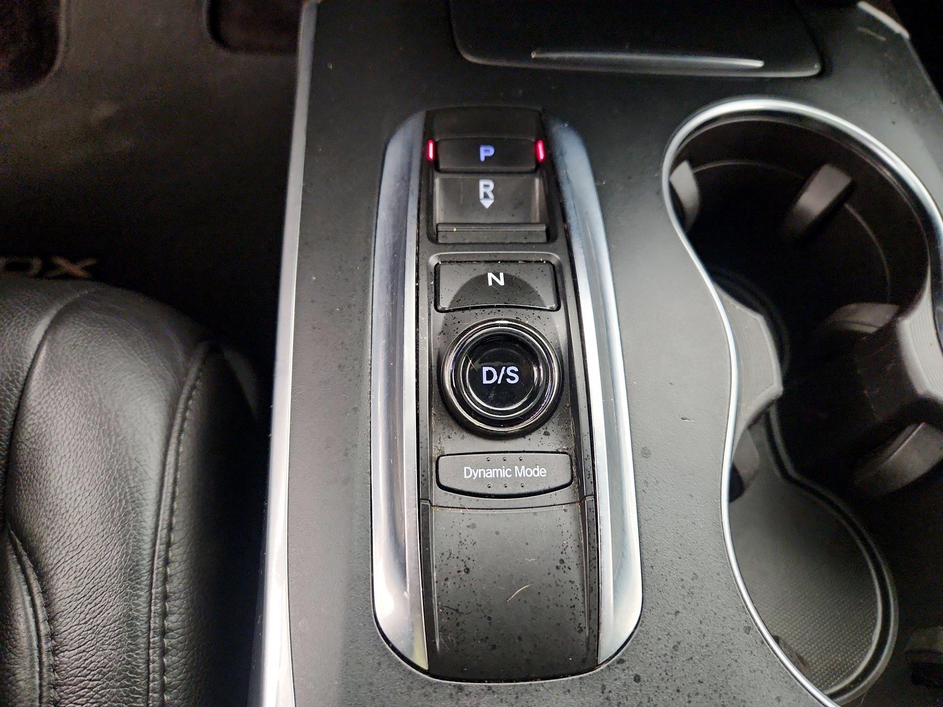 Thumbnail: 2018 Acura MDX - 18